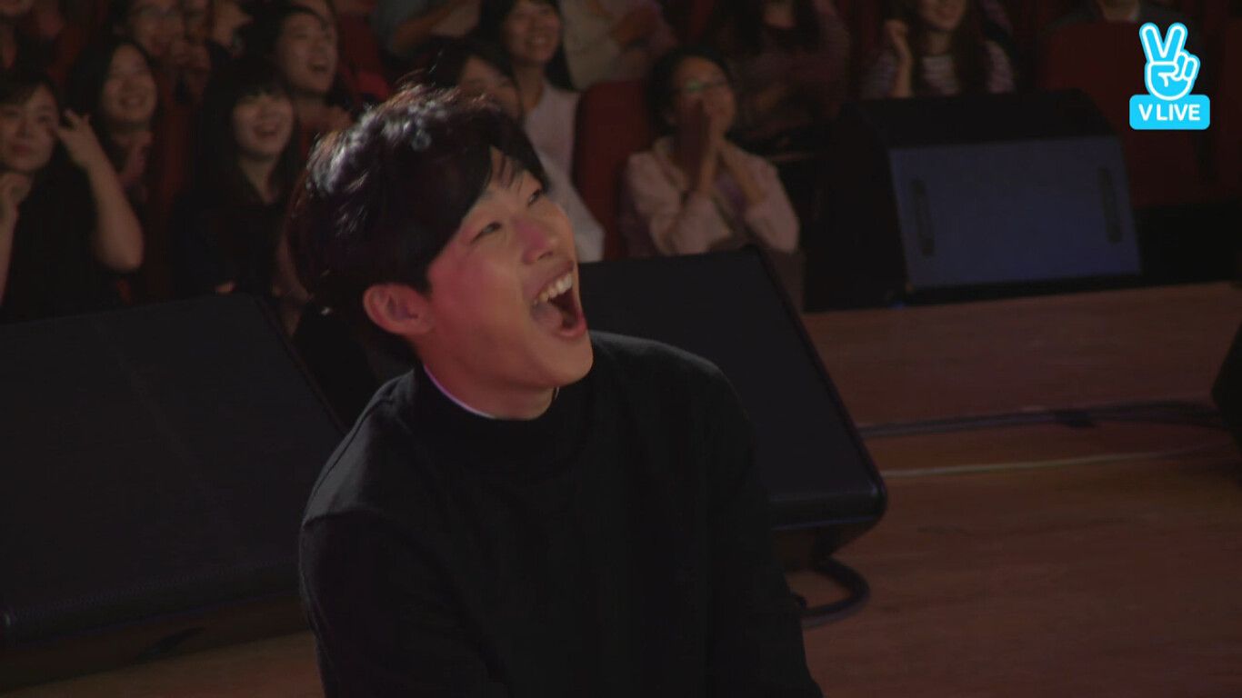 1366x768 Ryu Jun Yeol 류준열 Vietnam Fanpage