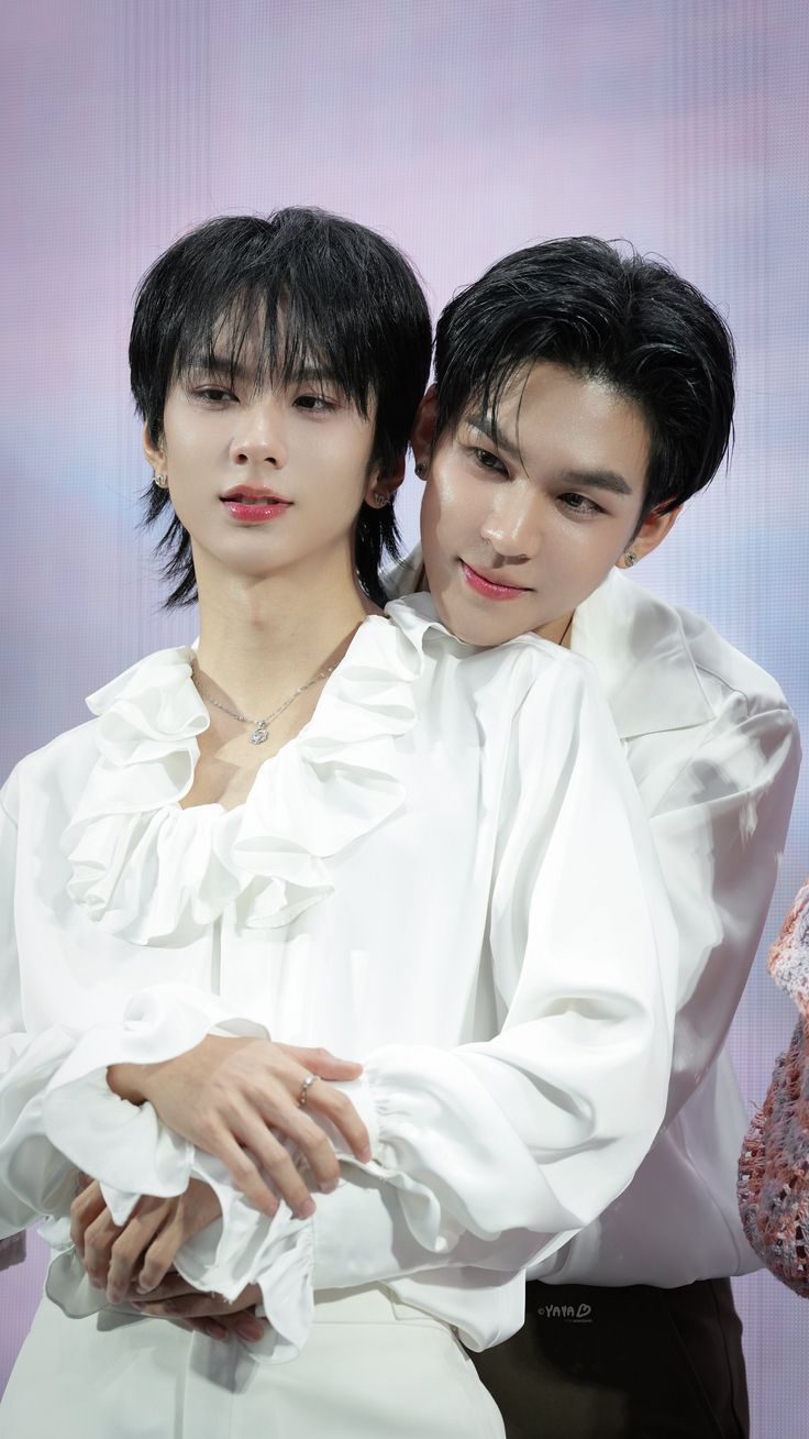 736x1308 AUAUSAVE X RICHE