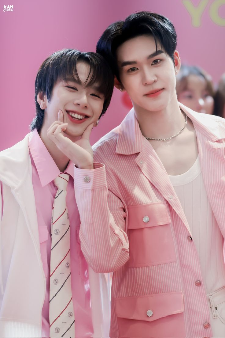 736x1103 ꒰