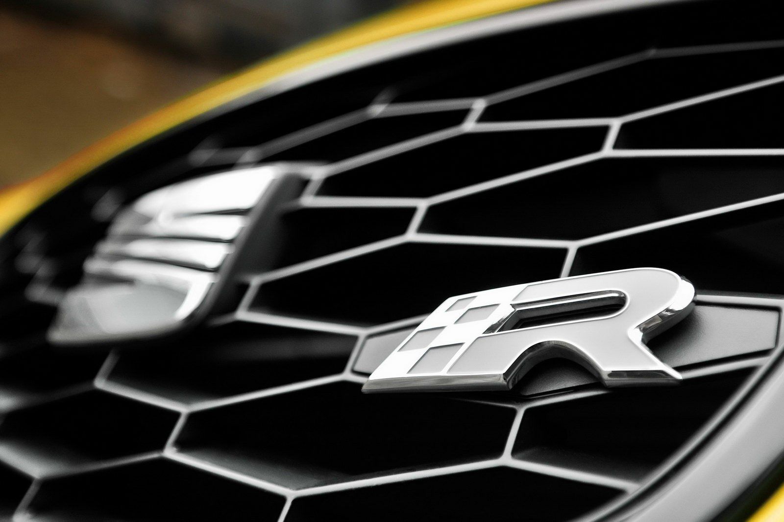 1600x1067 Download Vehicle Seat Leon Wallpaperx1067