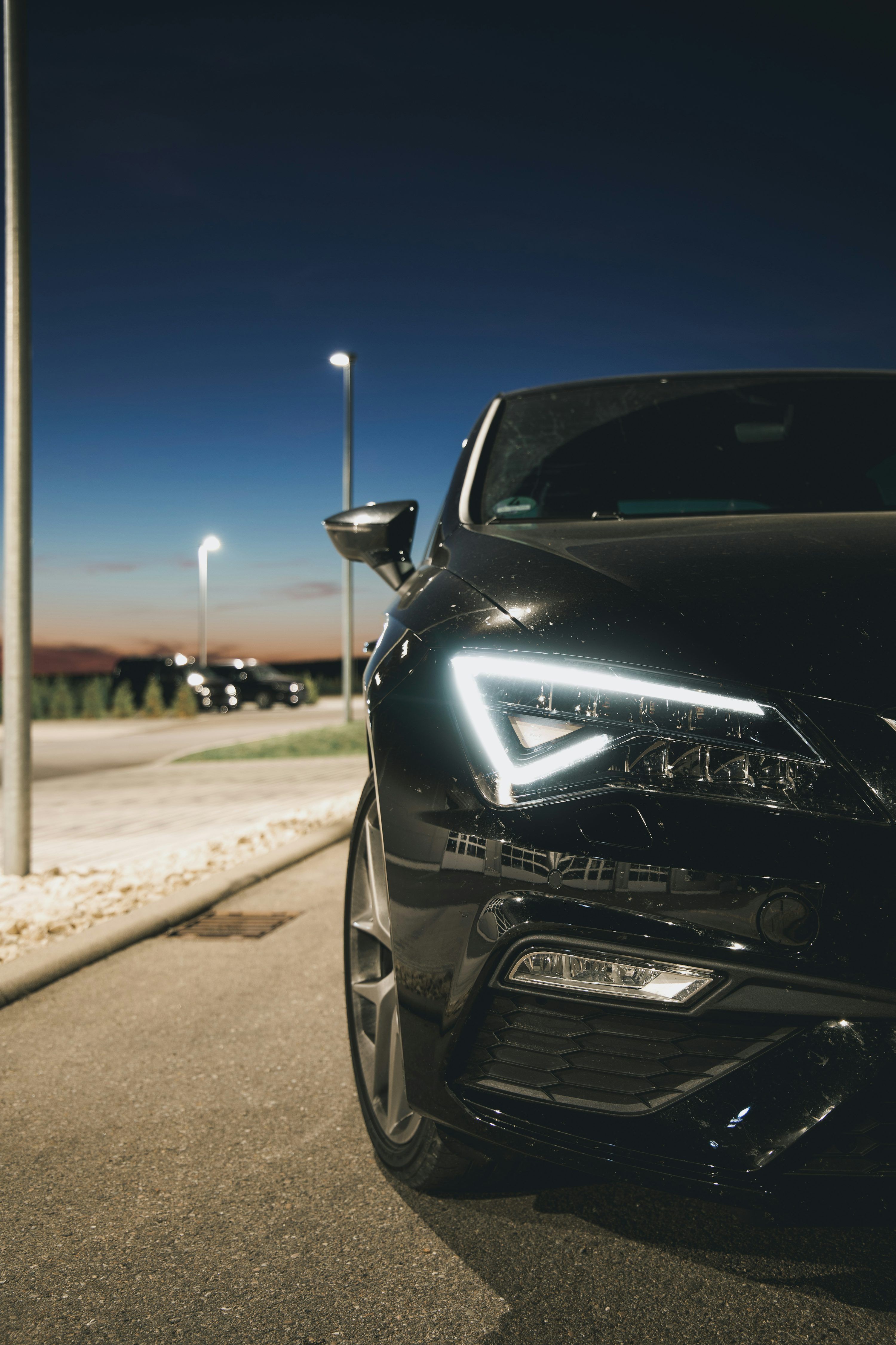 3000x4500 Seat Leon Picture. Download Free Image