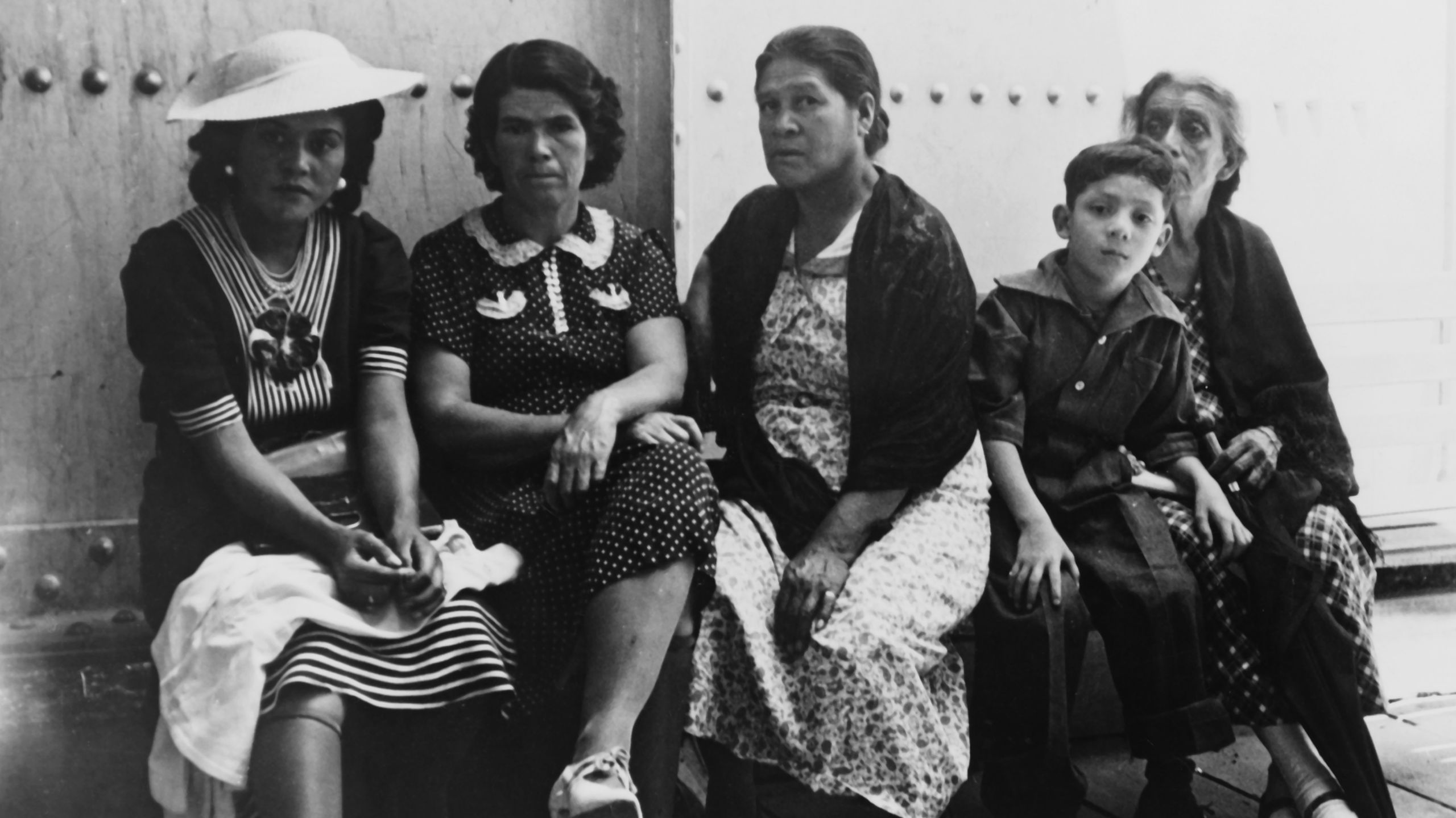 2560x1440 Mexican Repatriation During the Great Depression, Explained
