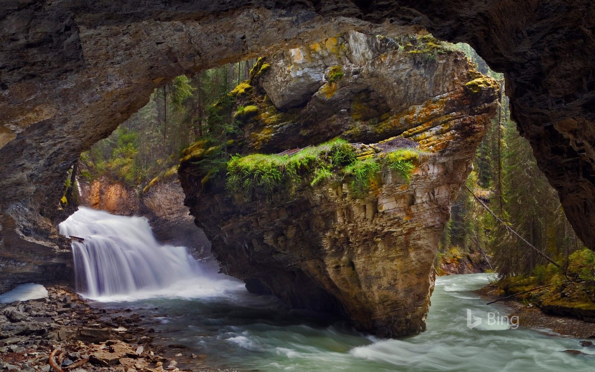 1920x1200 Johnston Canyon in Banff National Park, Alberta, Canada Wallpaper