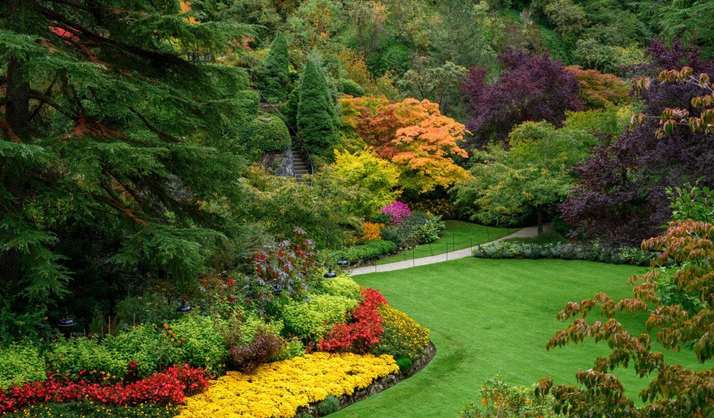1400x820 Photos in Season Butchart Gardens