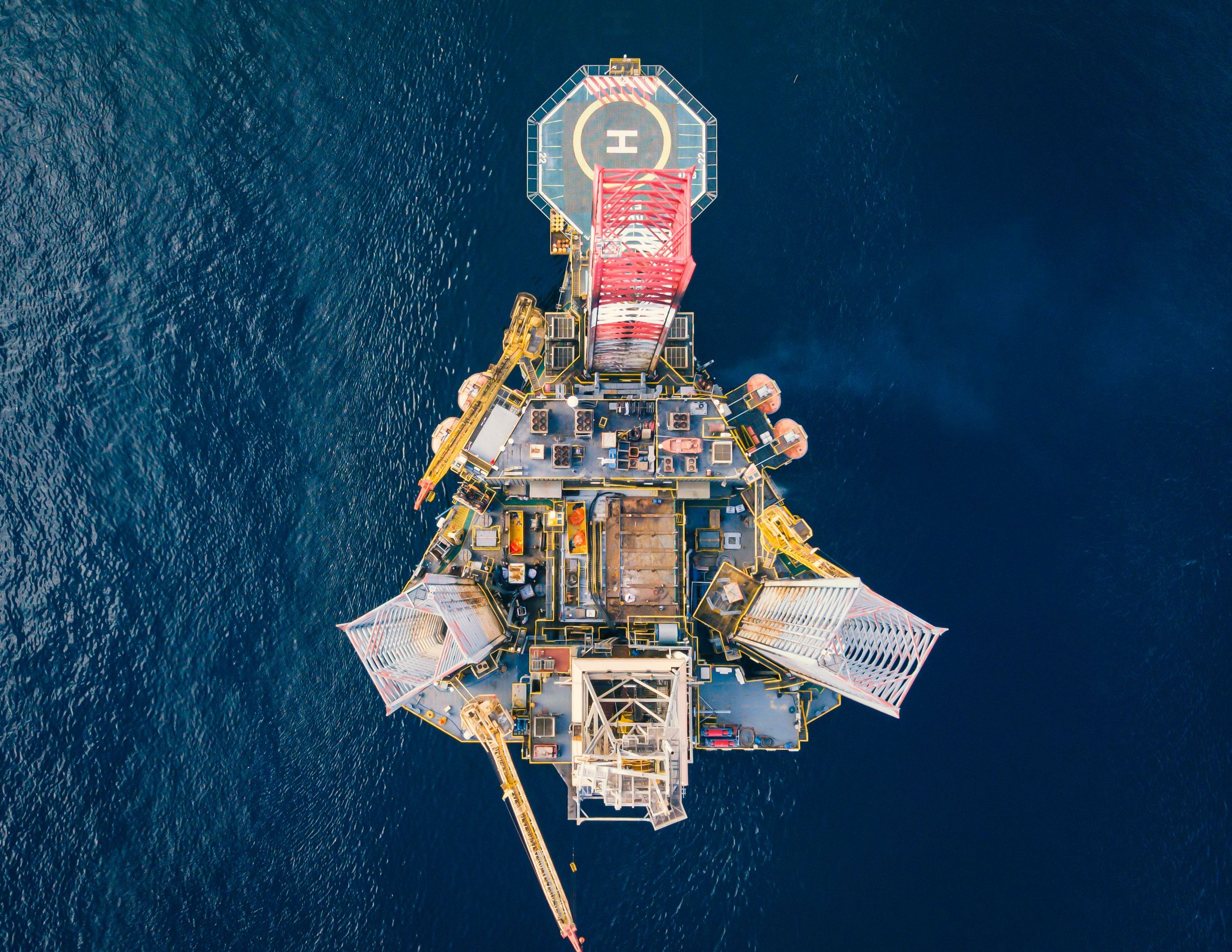 2763x2135 Oil Platform Photo, Download The BEST Free Oil Platform & HD Image