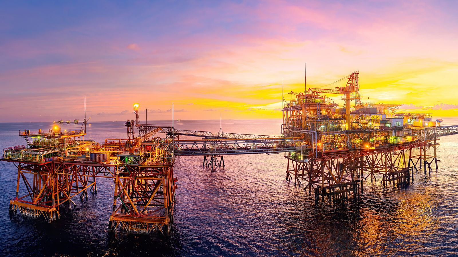 1600x900 Where Is the Biggest Oil Rig in the World?