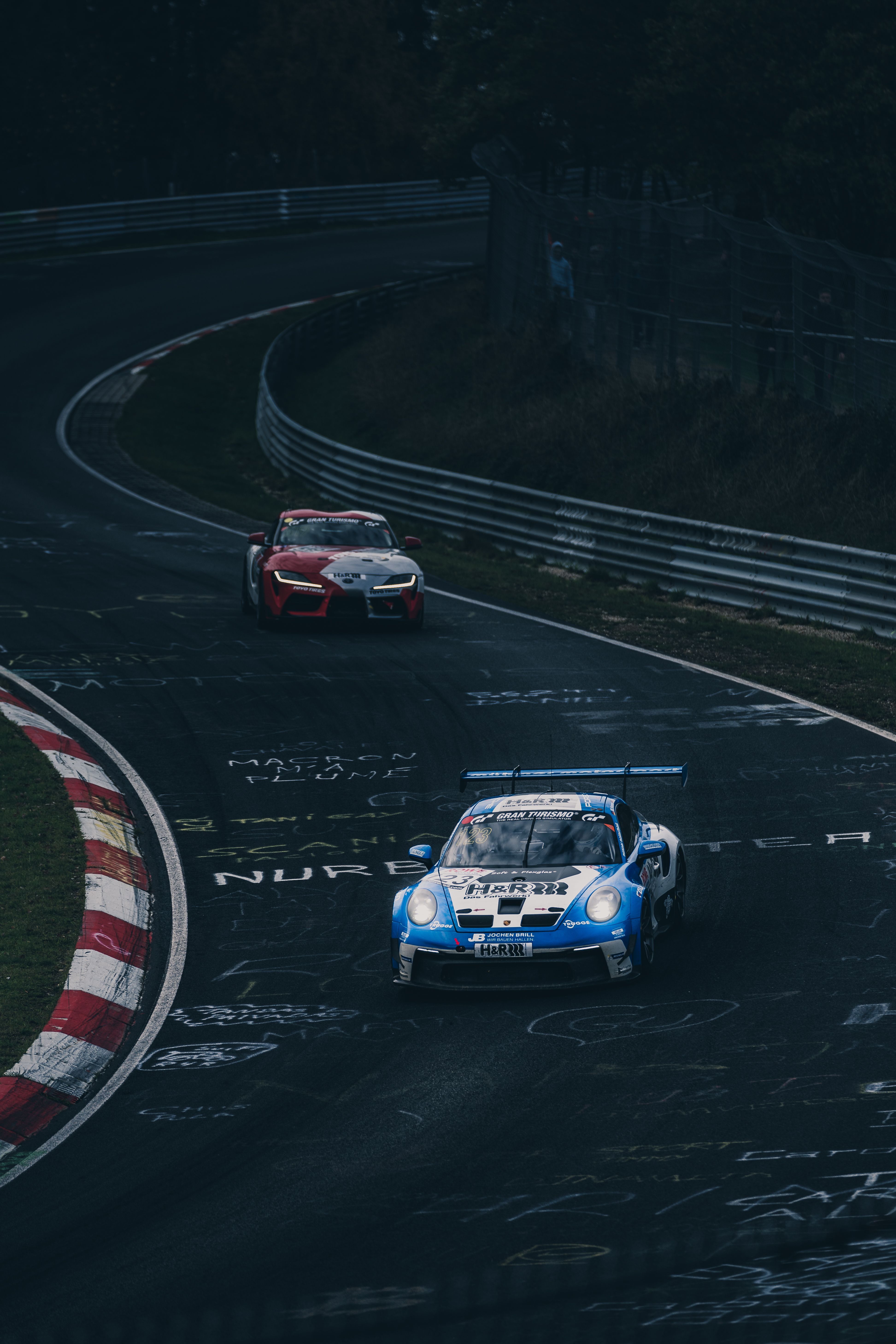 3889x5833 Racing Audi Car on Nurburgring · Free
