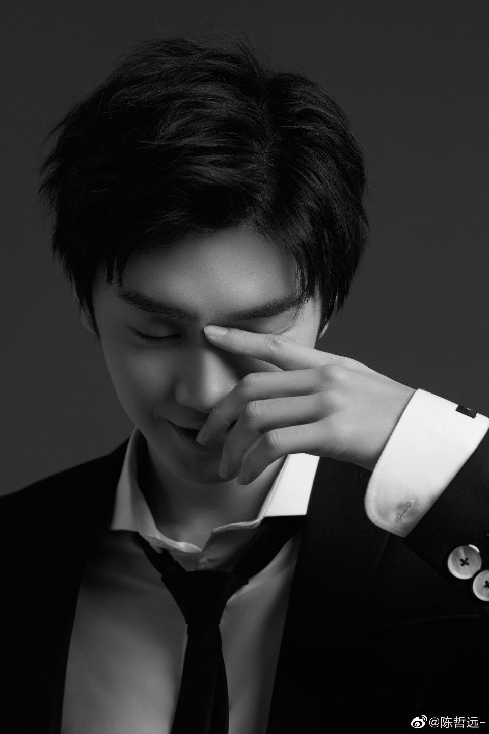 960x1440 Chen Zhe Yuan Wallpaper