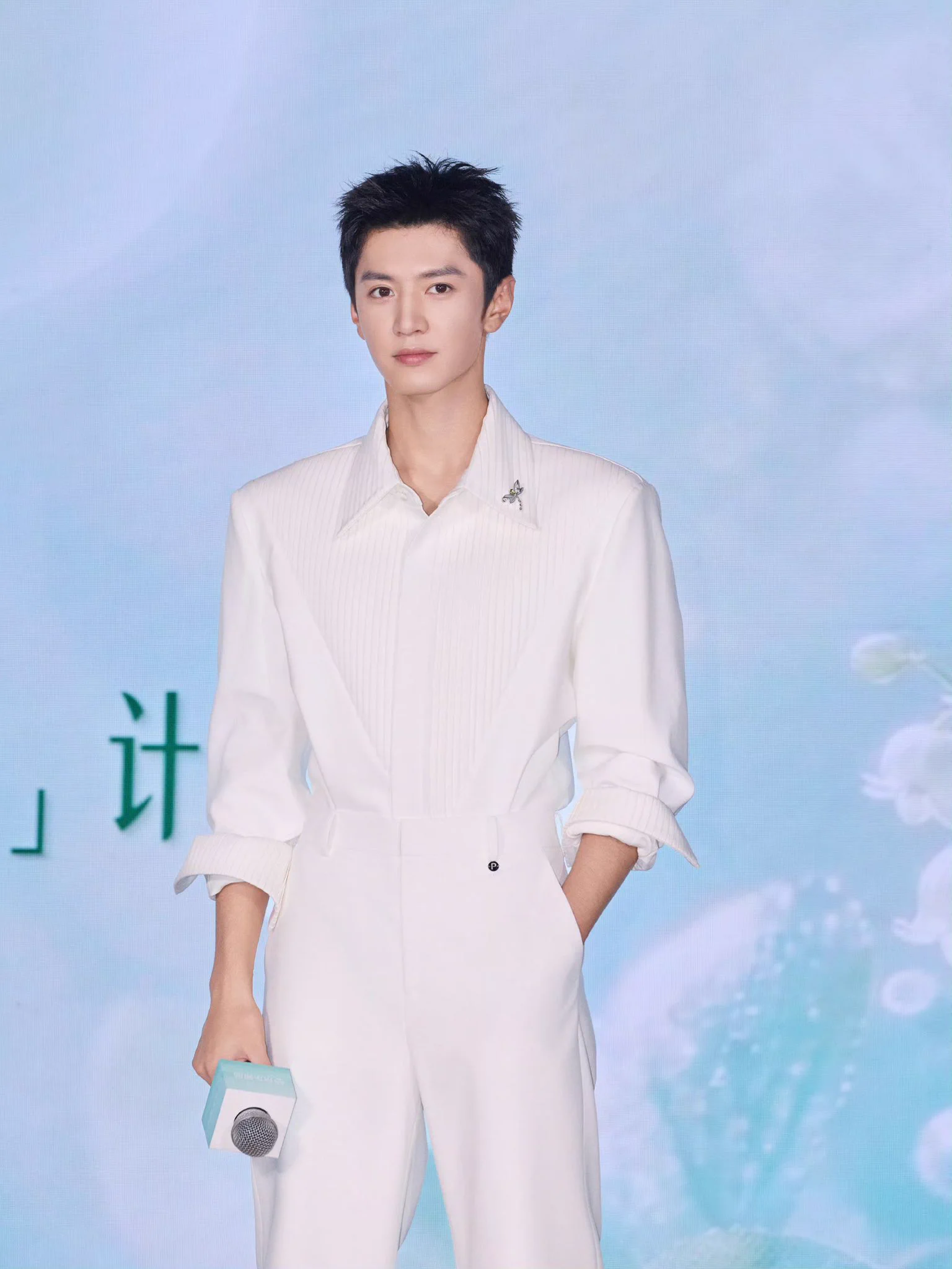 1536x2048 Apricity Chen Zheyuan On X: 101526 : Yuan Studio Weibo Update [ 2 3 ] “ A Delicate Fragrance Drifts Forth, Creating A World All Its Own. ✨ ”