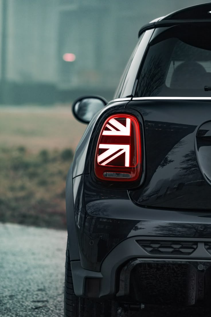 736x1104 MINI Cooper JCW wallpaper