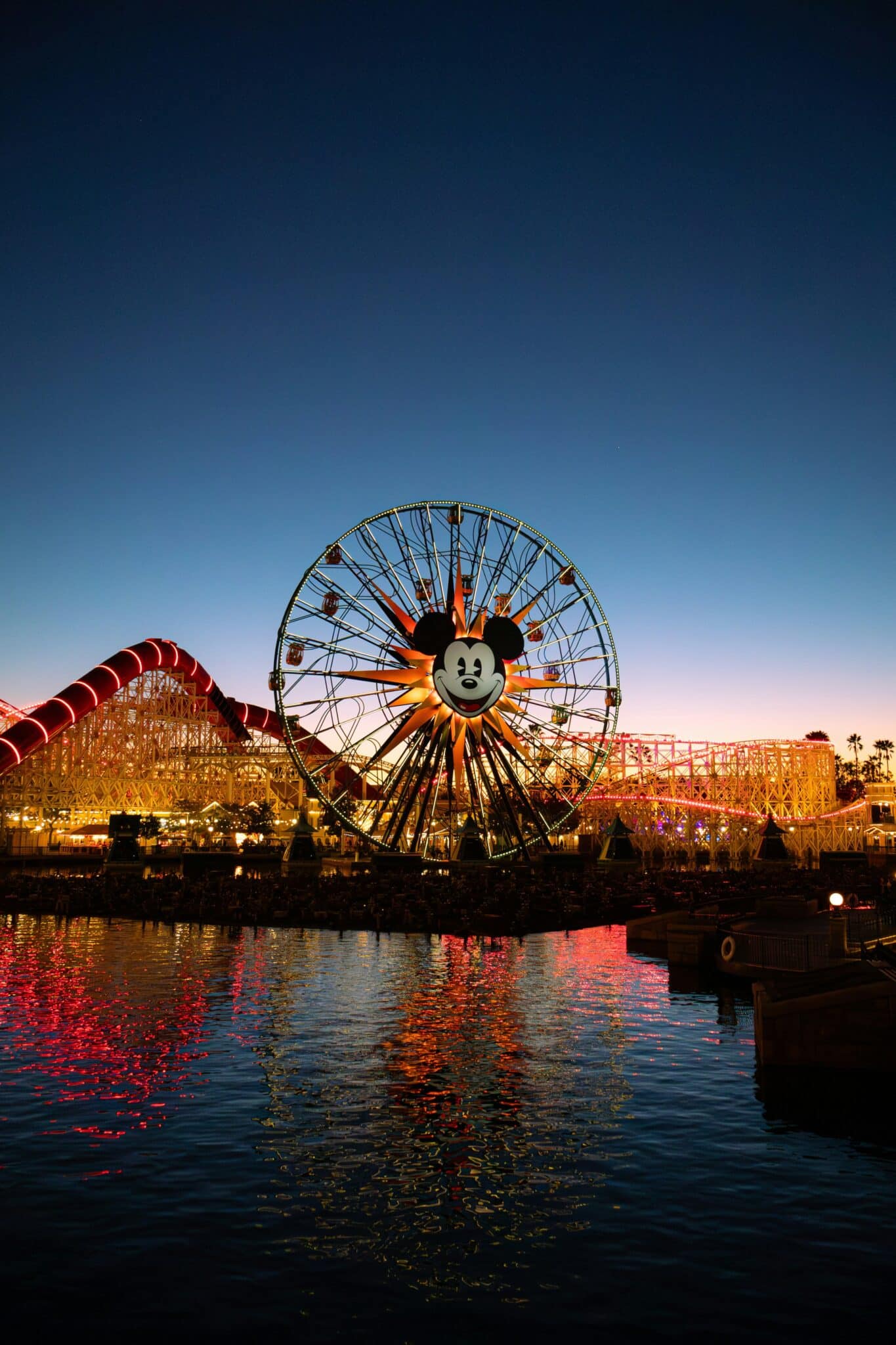 1365x2048 Discover the Magic of Disney California Adventure
