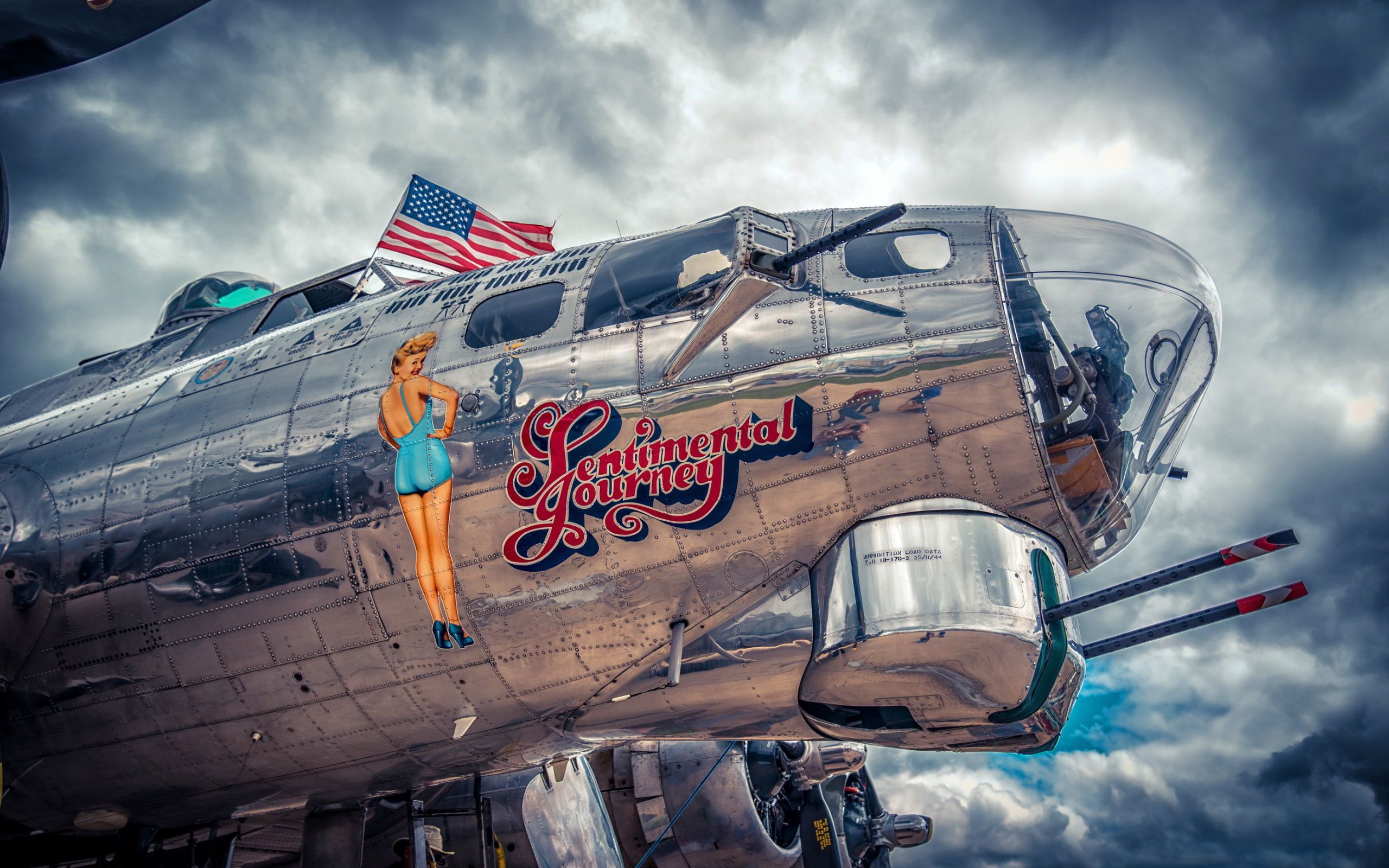 2560x1600 B 17 Flying Fortress Wallpaper