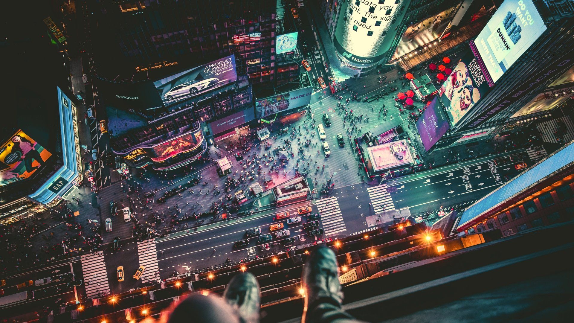 1920x1080 New York Nights: 4K Ultra HD Cityscape from Above