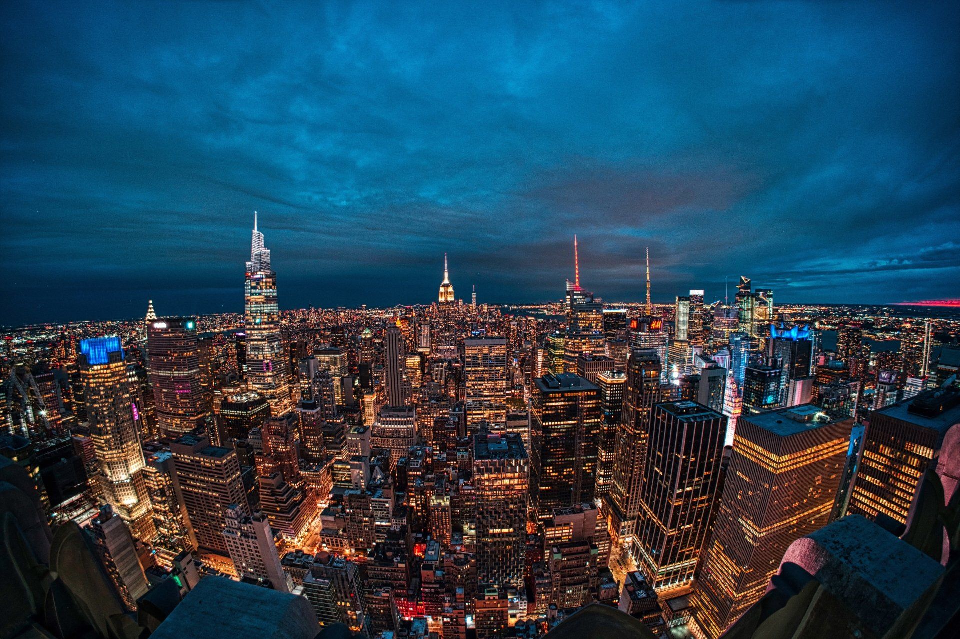 1920x1279 Manhattan Skyscraper Nights