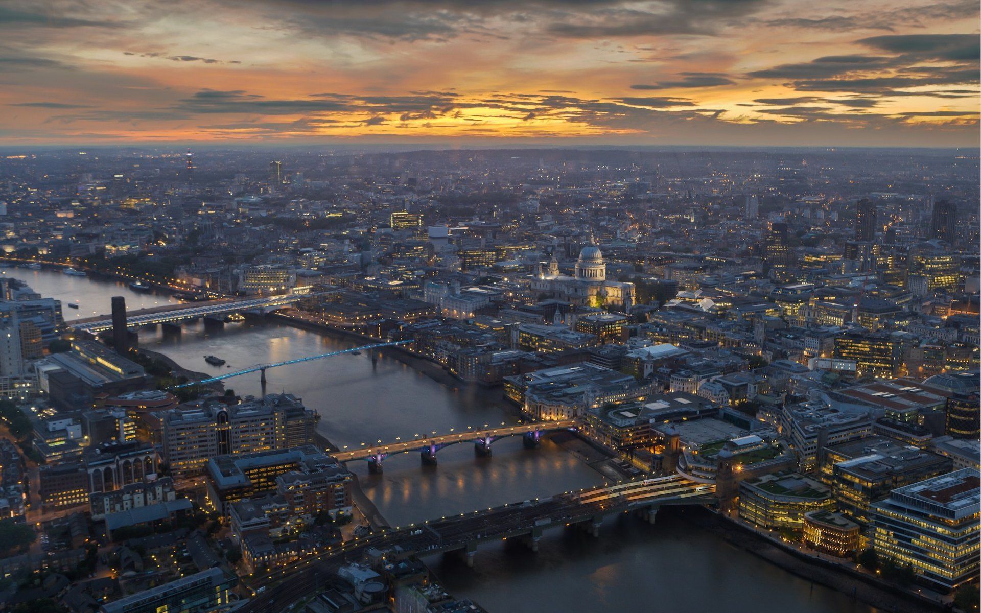 1920x1200 London edges Paris to claim top spot as most attractive European city for residential investors