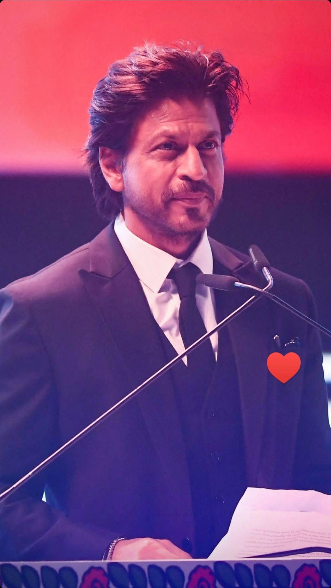 1080x1918 HD photo of Shahrukh Khan