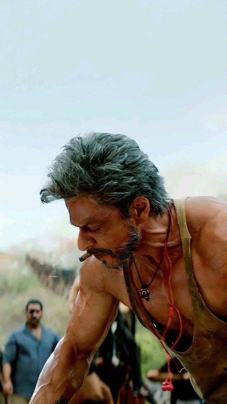 736x1307 Shahrukh Khan HD wallpaper Vikram Rathore