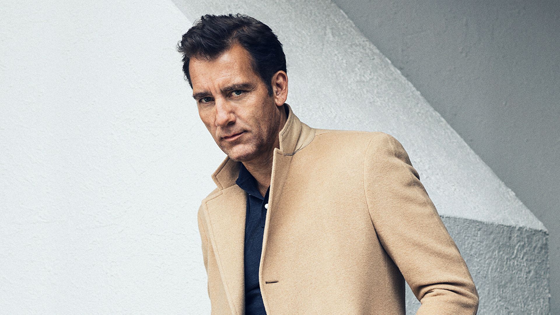 1920x1080 Clive Owen Wallpaper