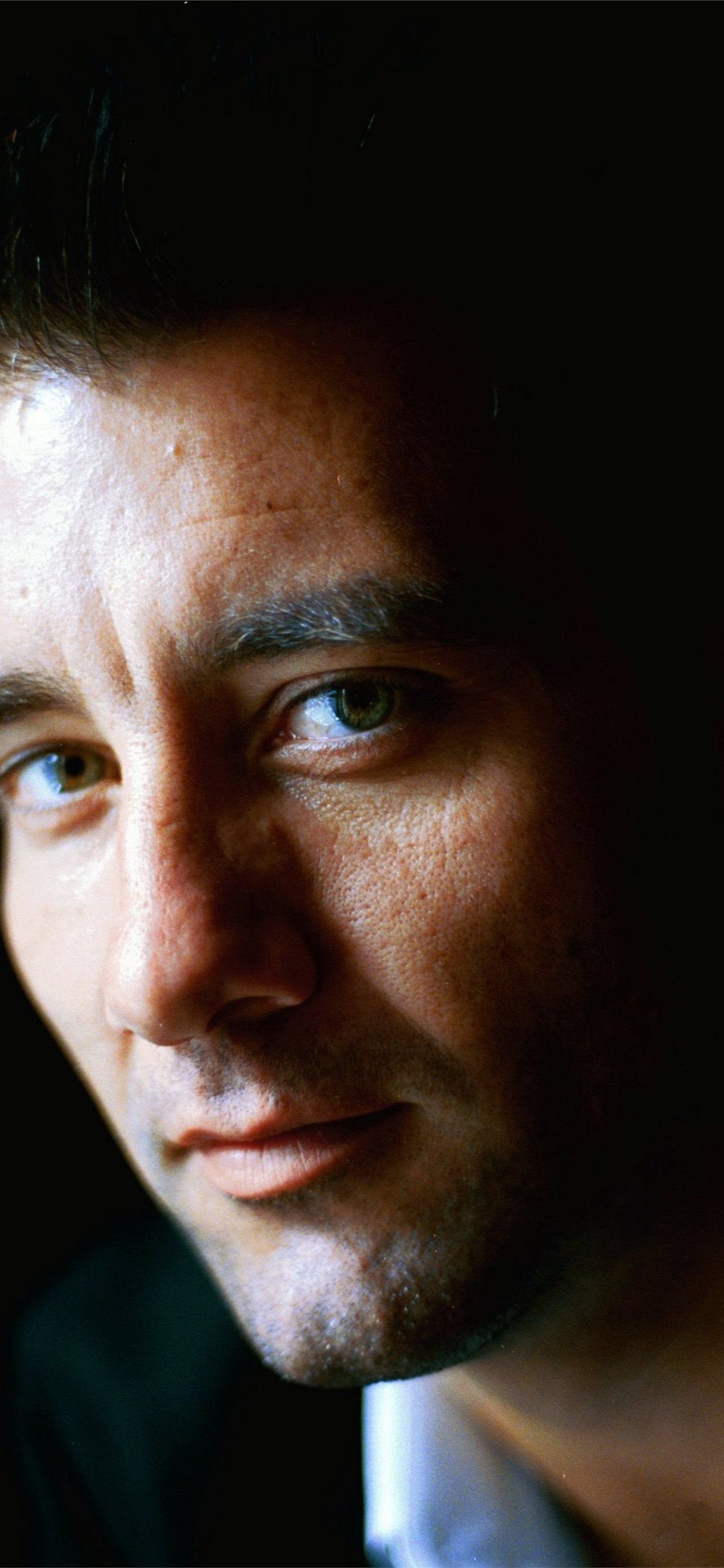 1284x2778 Best Clive owen iPhone HD Wallpaper