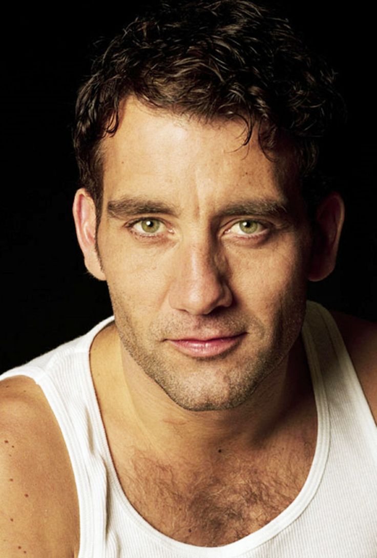 736x1090 Clive Owen