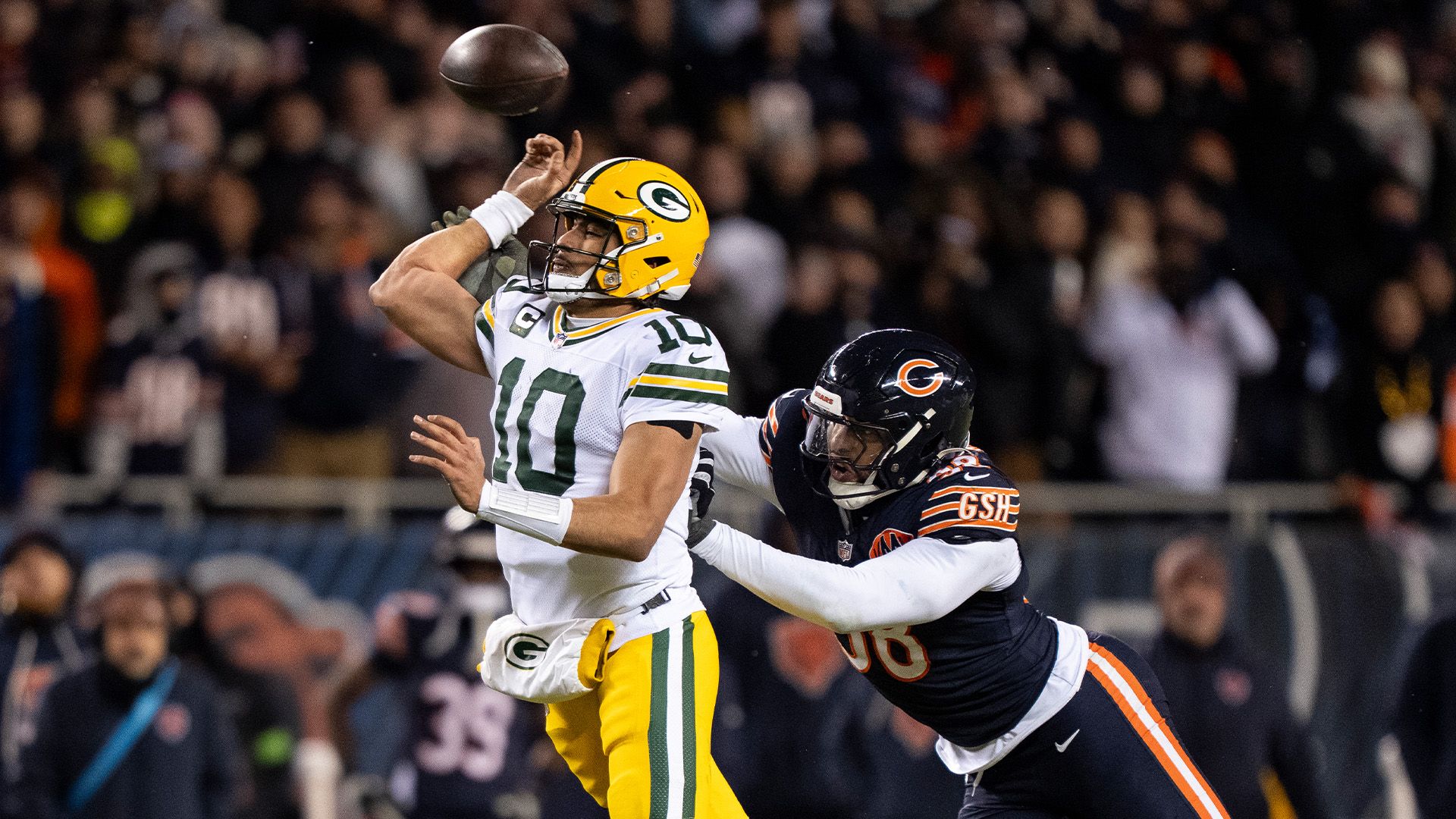 1920x1080 Montez Sweat having fun again, surging during Bears' playoff run. Chicago Bears News