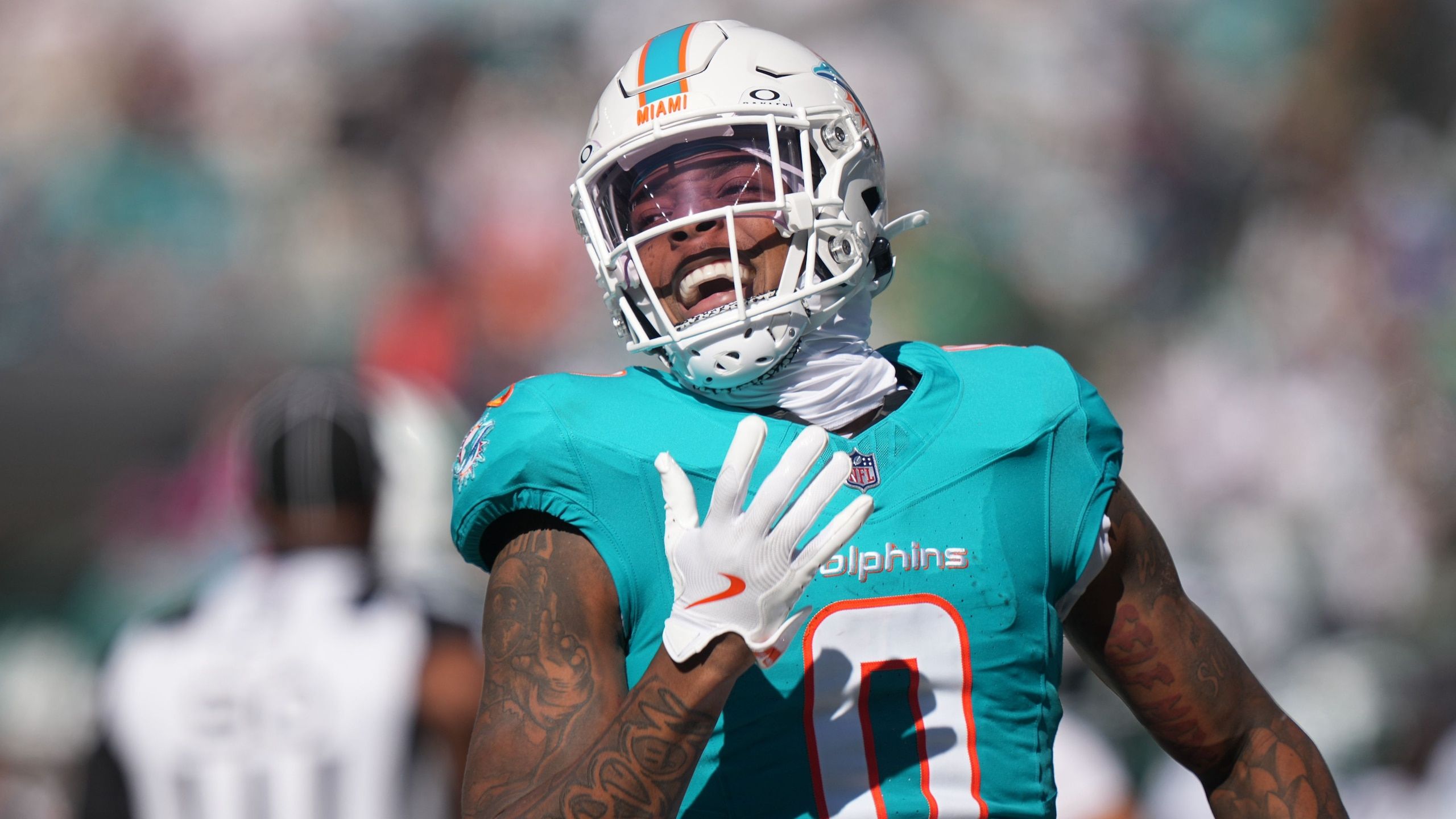 2560x1440 Montez Sweat Announces He Won't Attend 2019 NFL Draft; Will Watch with Family