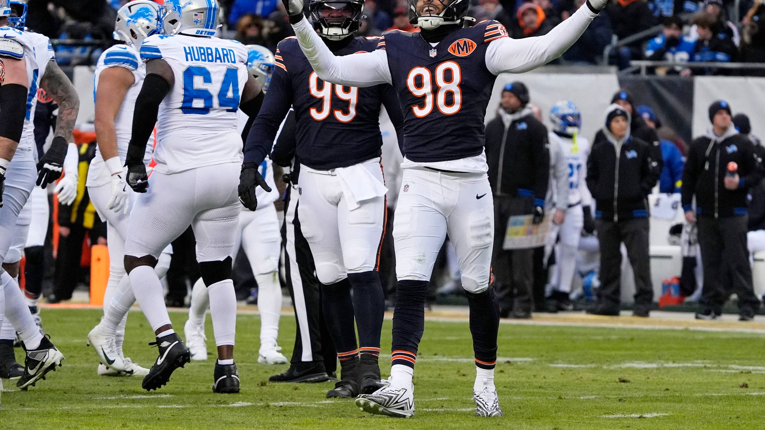 2560x1440 Montez Sweat Expected Back Shortly Following Chicago Bears Roster Move