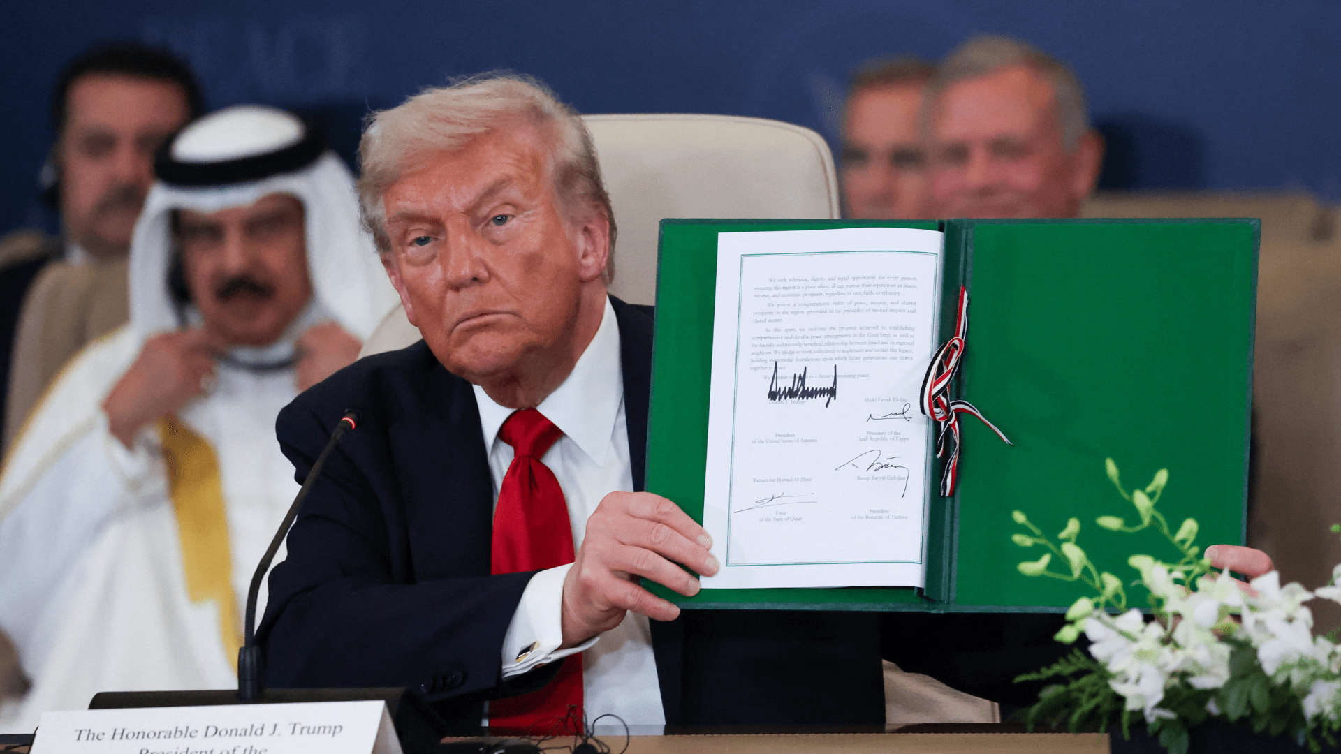1920x1080 Israel Hamas Ceasefire Updates: Trump Arrives In Egypt For Gaza Summit After Urging Israel To Seize A Chance For Peace Los Angeles