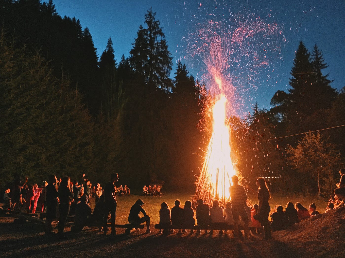 1400x1050 Dark Bonfire Night. A short story.