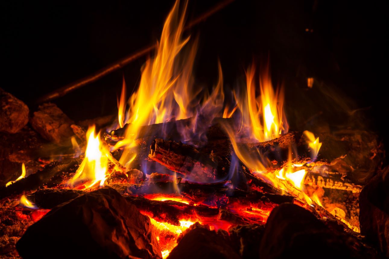 1290x860 Ways To Add More Fun To Your Bonfire Night