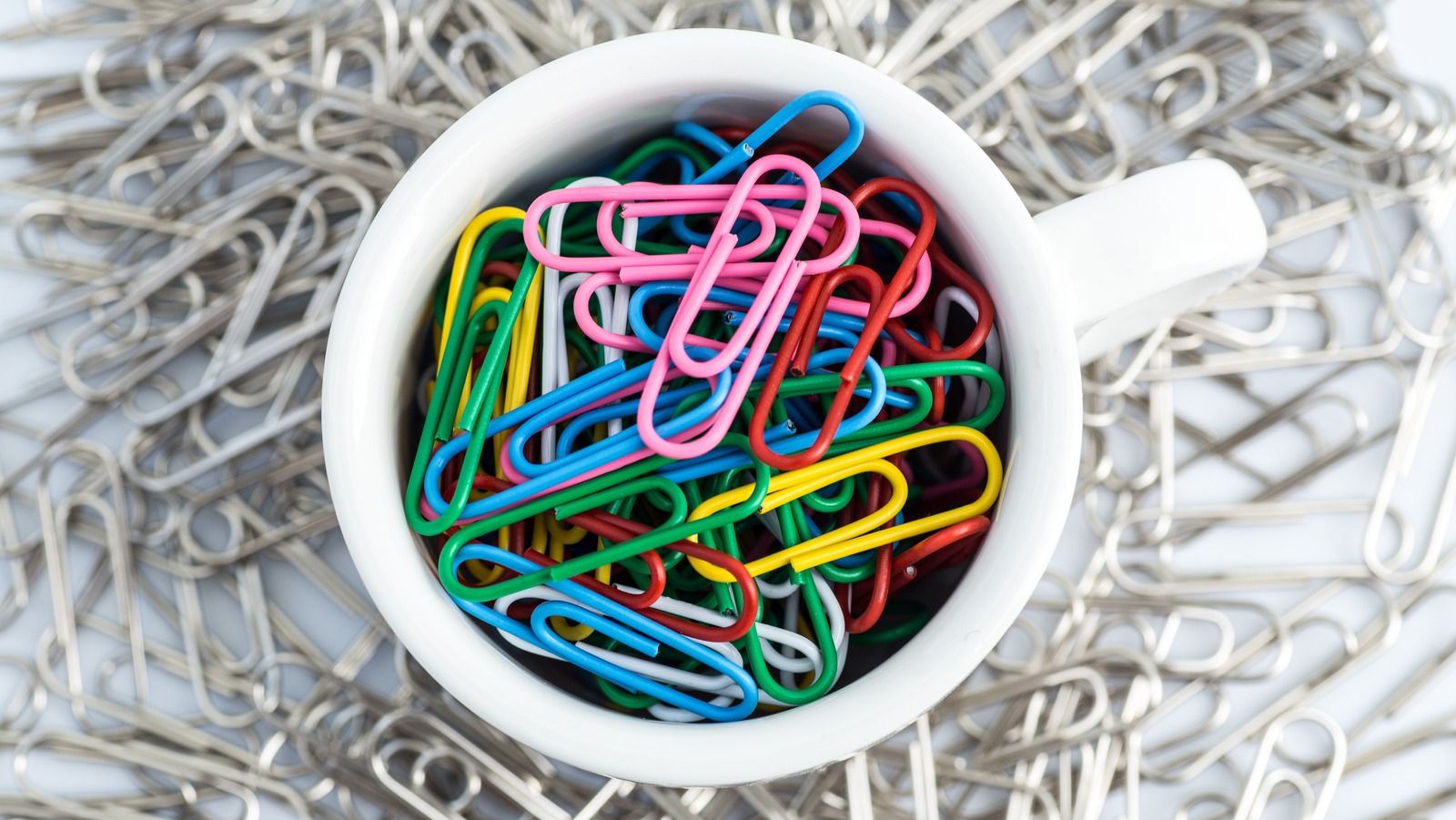 1600x901 All The Ways That You Can Repurpose Paperclips Around The House