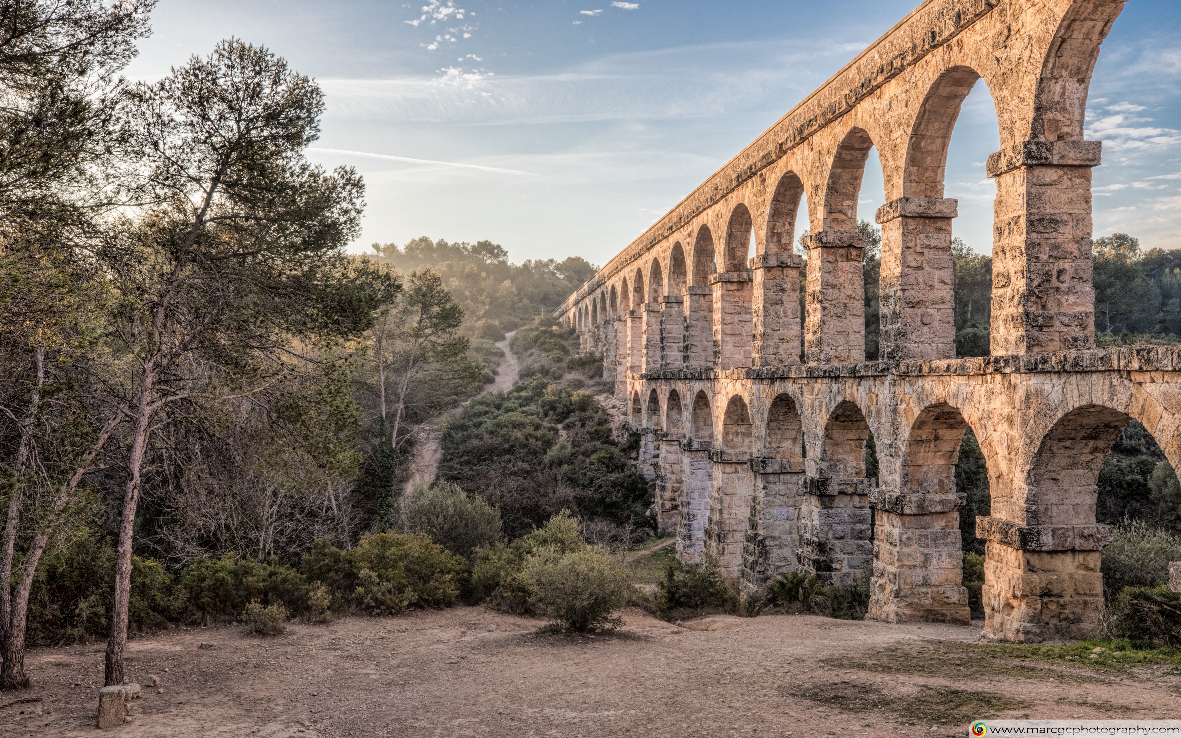 3840x2400 Pont del Diable Ferreres Aqueduct, Tarragona 4K UHD Wallpaper for UltraHD Desktop and TV