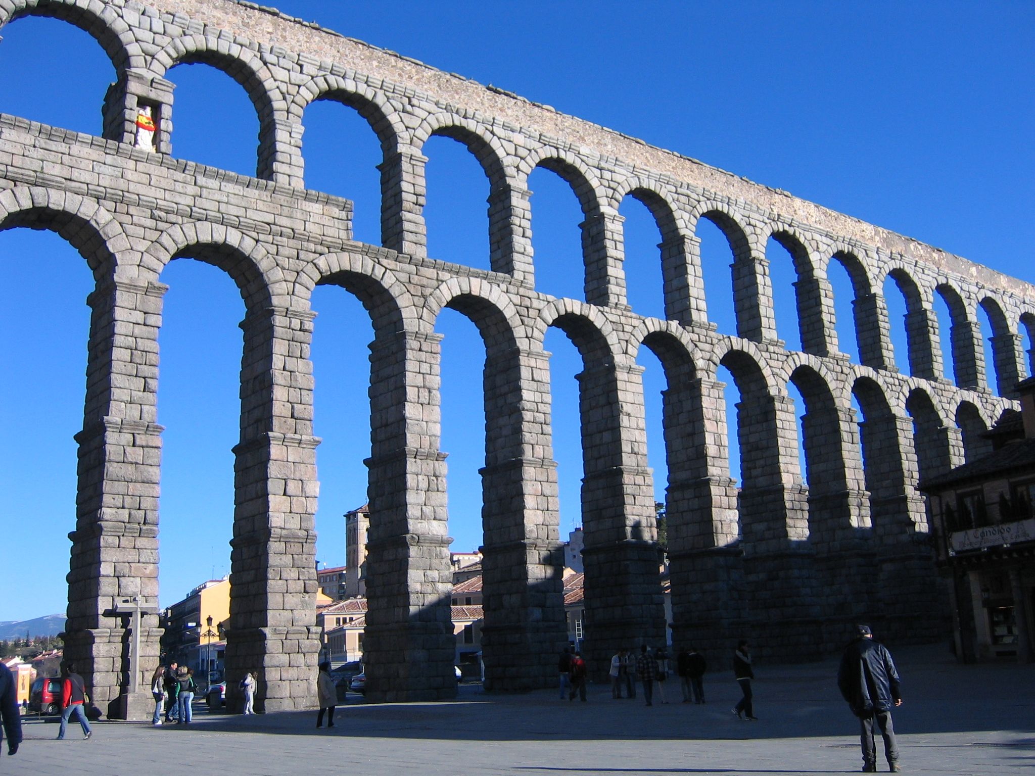 2048x1536 Segovia