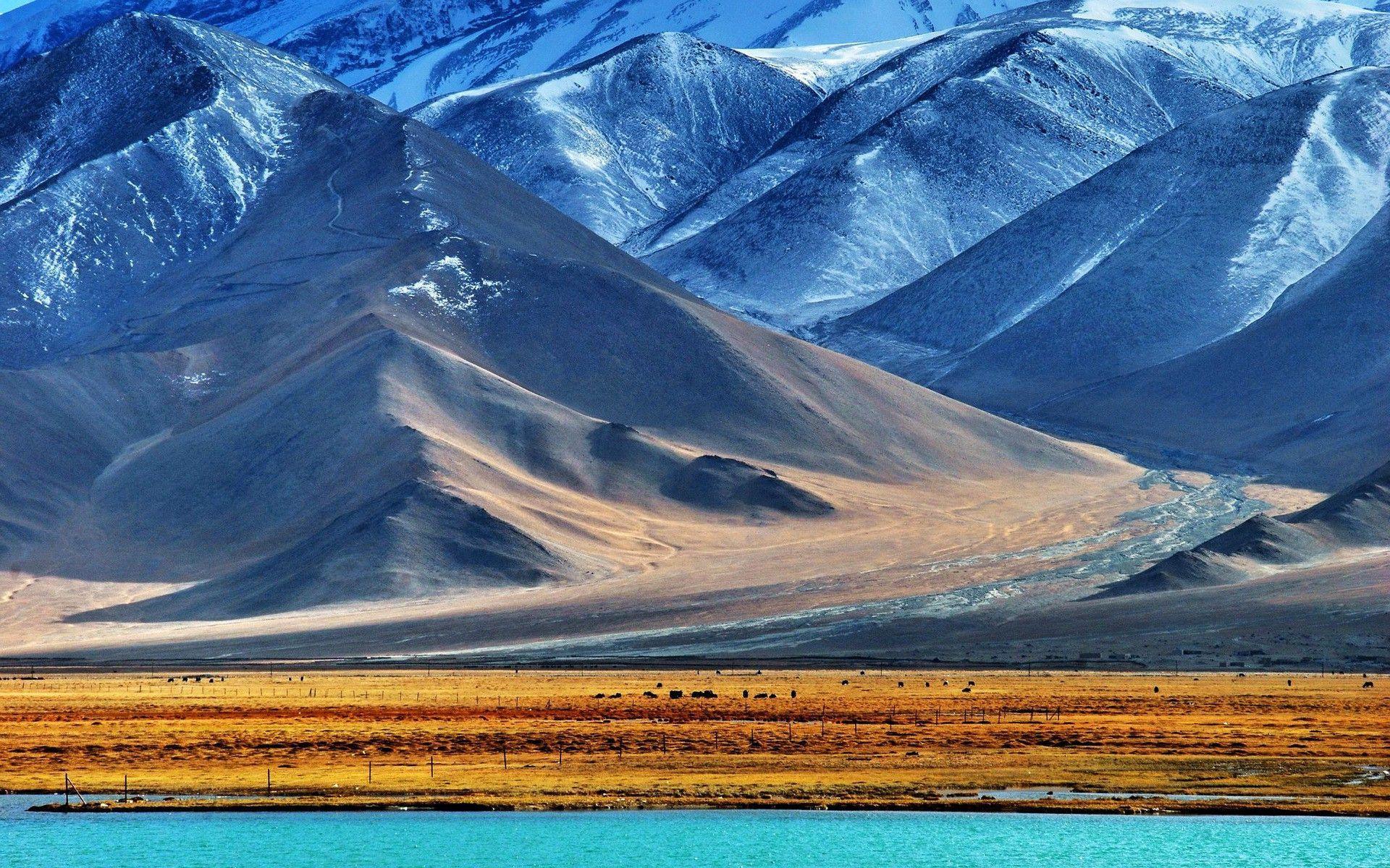 1920x1200 Tajikistan Wallpaper