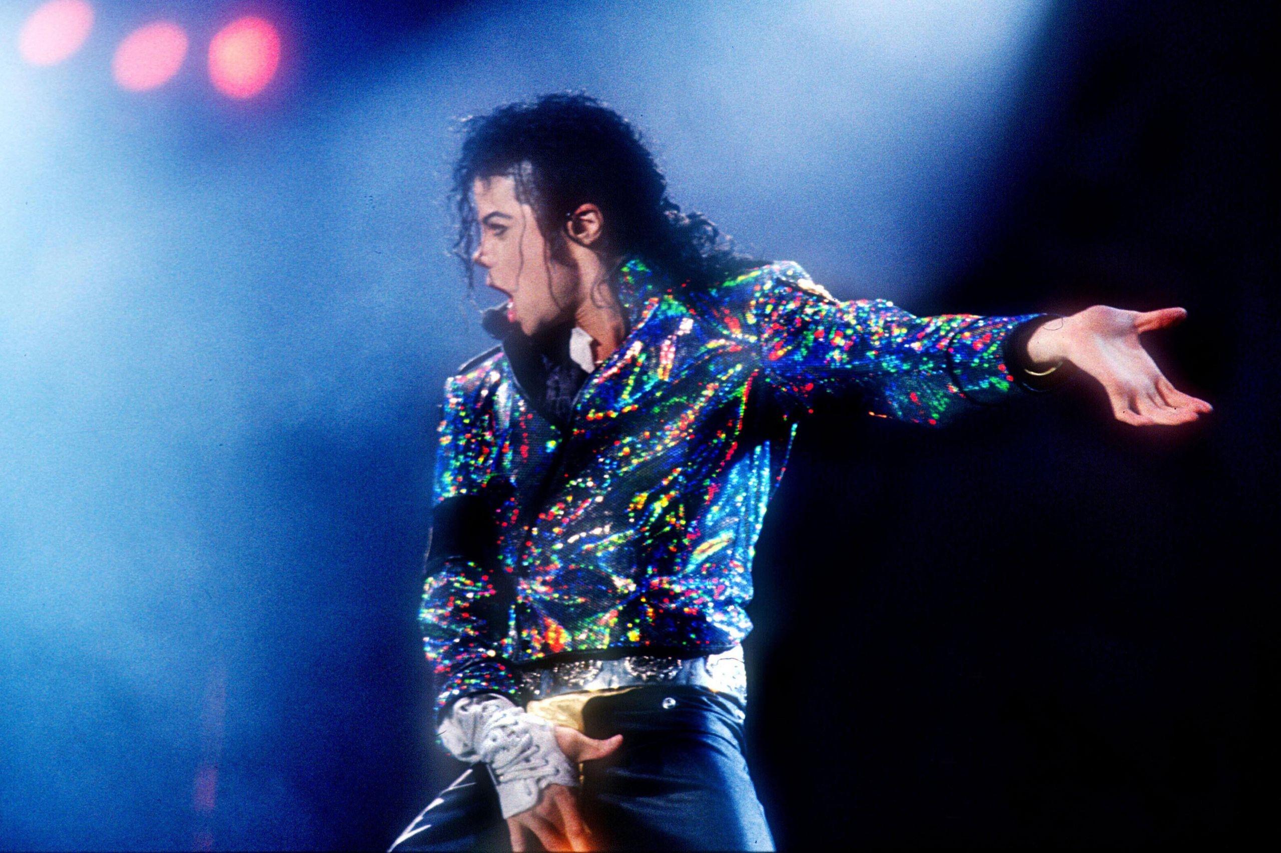 2560x1706 Michael Jackson Moonwalk Wallpaper .
