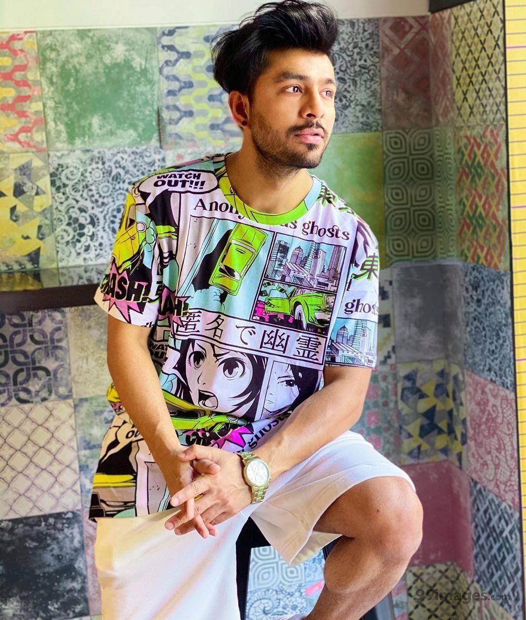 1067x1257 Tony Kakkar HD Wallpaper (Desktop Background / Android / iPhone) (1080p, 4k) (1067x1257) (2021)
