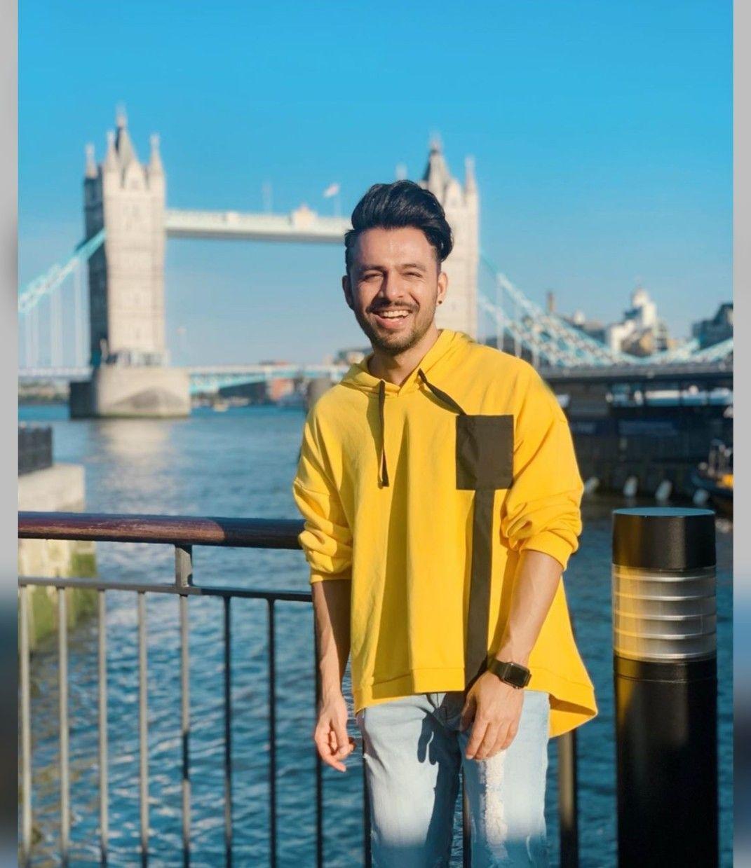 1071x1239 Tony Kakkar. Tony, Cute boy photo, Singer