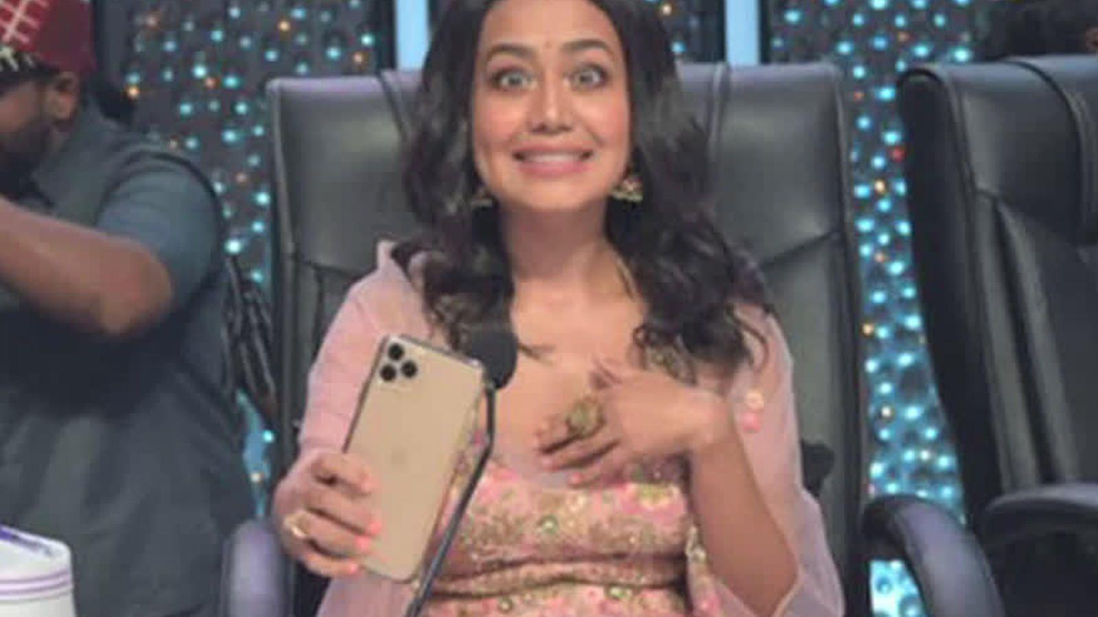 1600x900 Neha Kakkar's parents wanted to abort her and the reason will make you super emotional of India