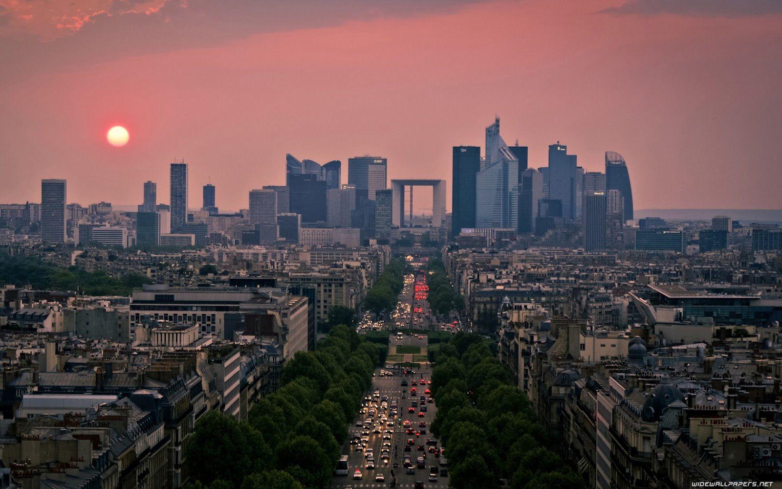 1600x1000 Paris Skyline 4K .