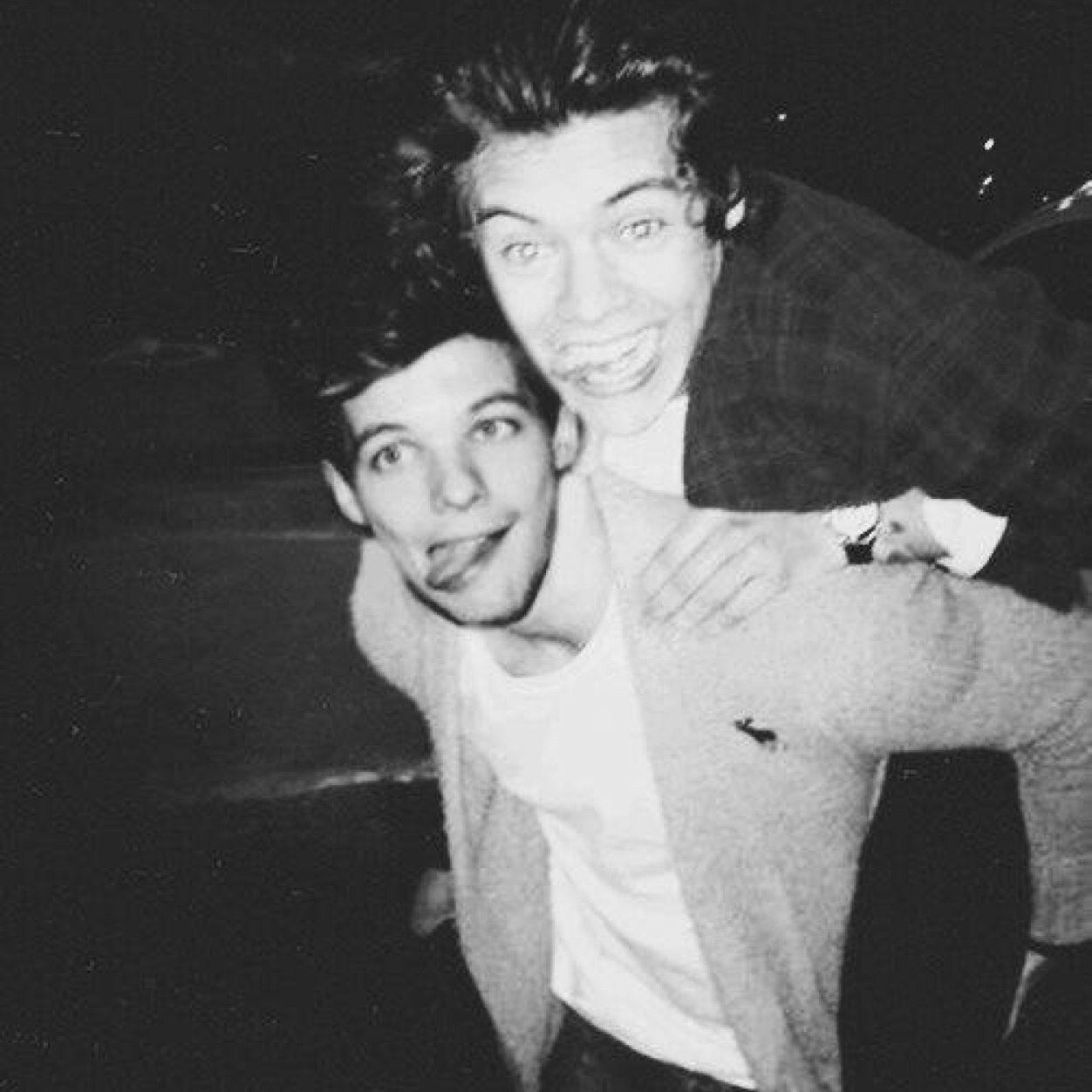 1252x1252 Free download Larry Stylinson image Larry Stylinson HD wallpaper and [1252x1252] for your Desktop, Mobile & Tablet. Explore Larry Stylinson Wallpaper. Larry Stylinson Wallpaper, Larry Bird Wallpaper, Larry Bird Desktop Wallpaper