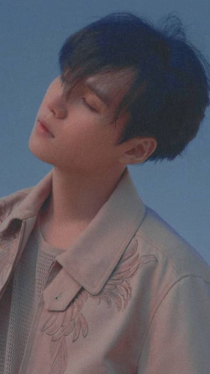 720x1280 Yoongi Aesthetic wallpaper