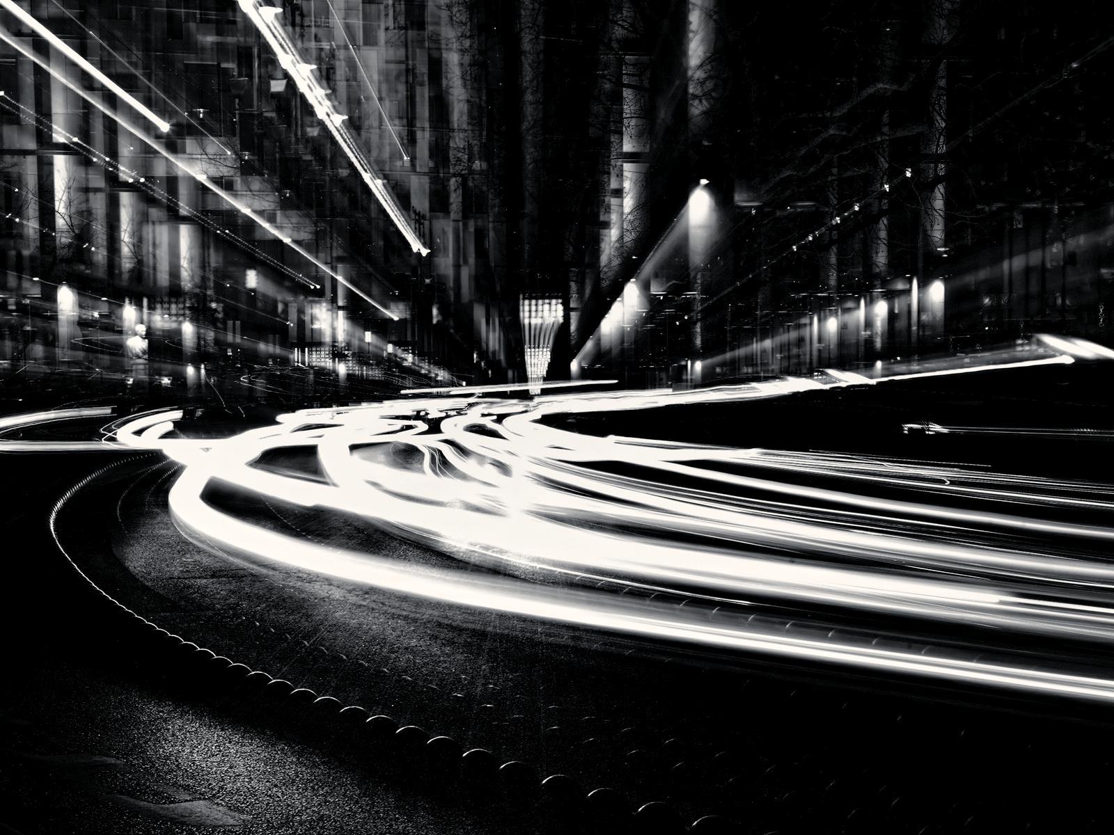 1600x1200 Black And White City Wallpaper