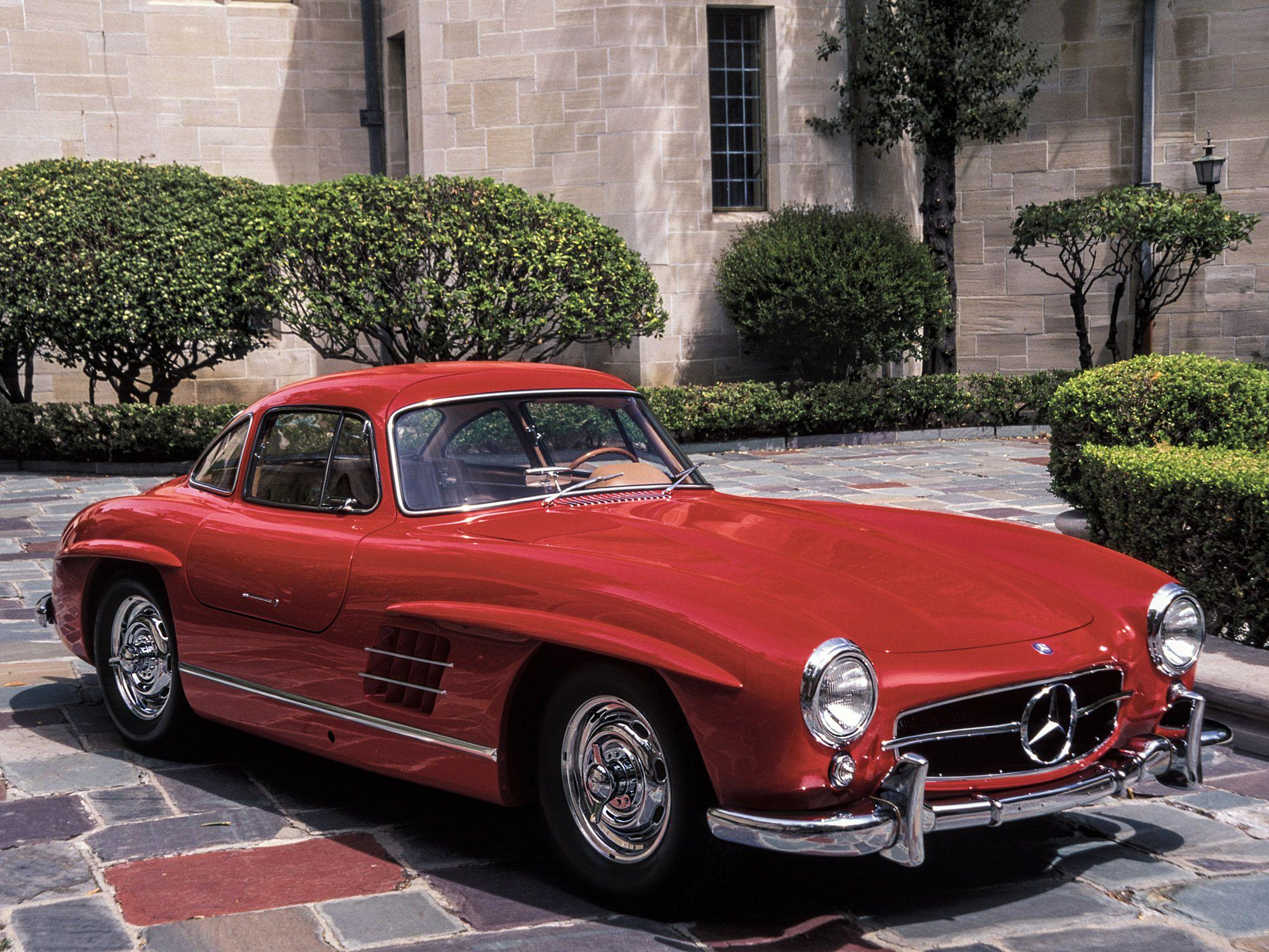 2048x1536 Mercedes Benz 300 SL Gullwing Wallpaper