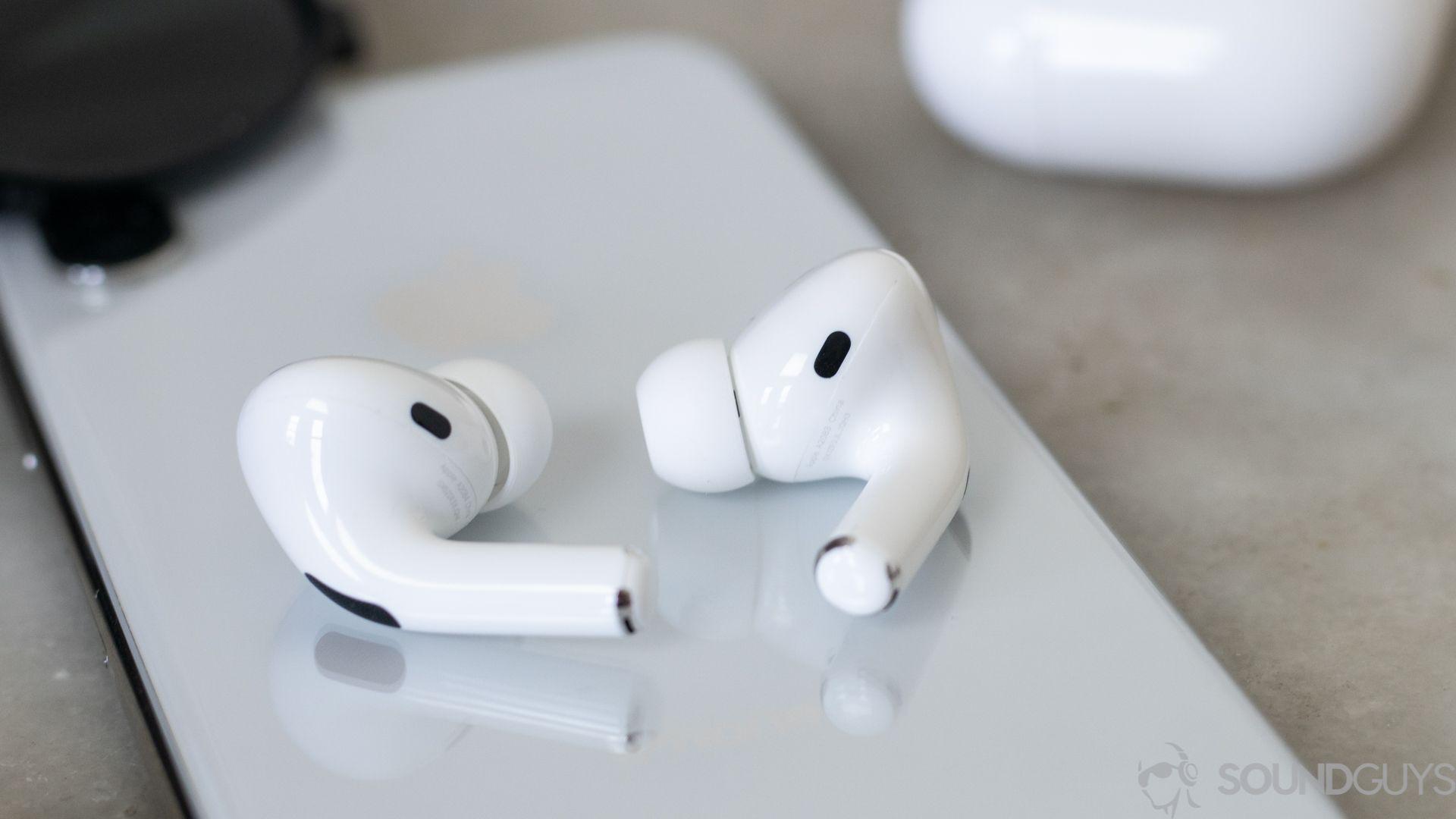 Aesthetic AirPods Wallpapers - Top Free Aesthetic AirPods Backgrounds
