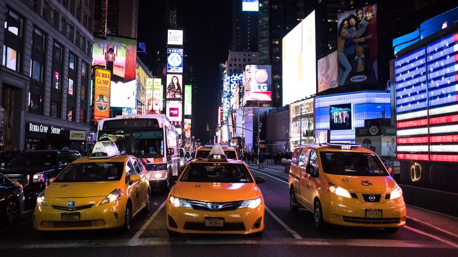 1600x900 New York Taxi Wallpaper HD Wallpaper