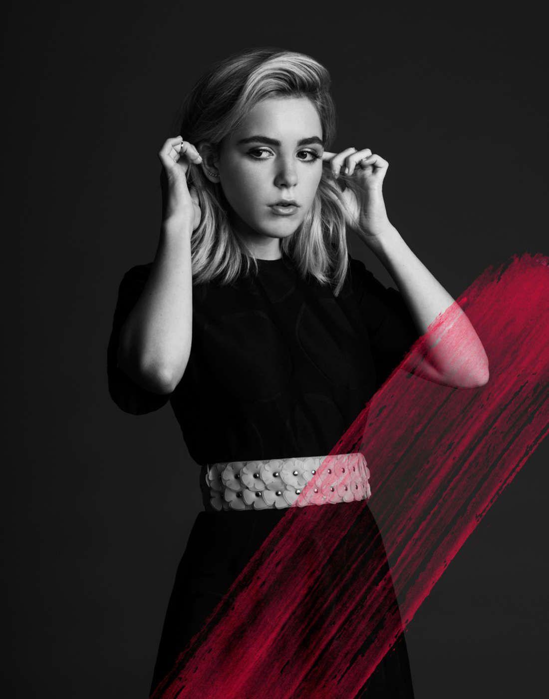 1100x1400 moving wallpaper for desktop: Kiernan Shipka HD Wallpaper