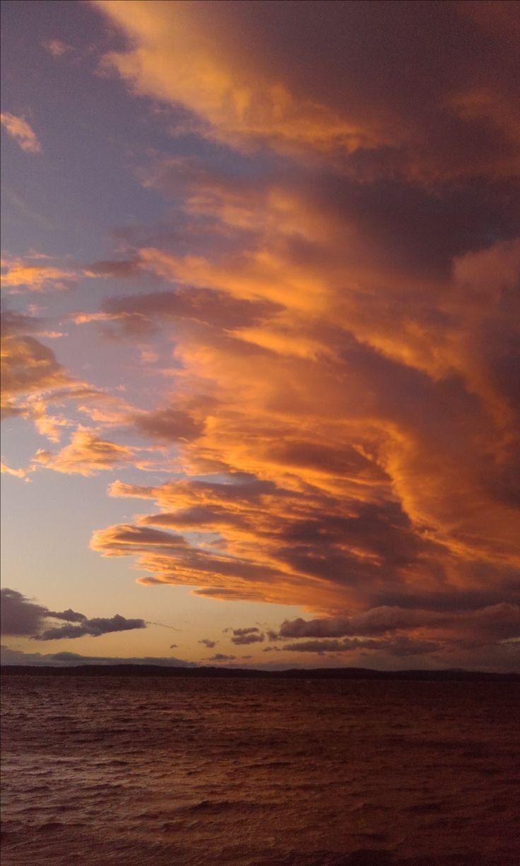 736x1226 Golden hour. #sea #sunset #goldenhour #photography. Sky aesthetic, Sky picture, Pretty sky