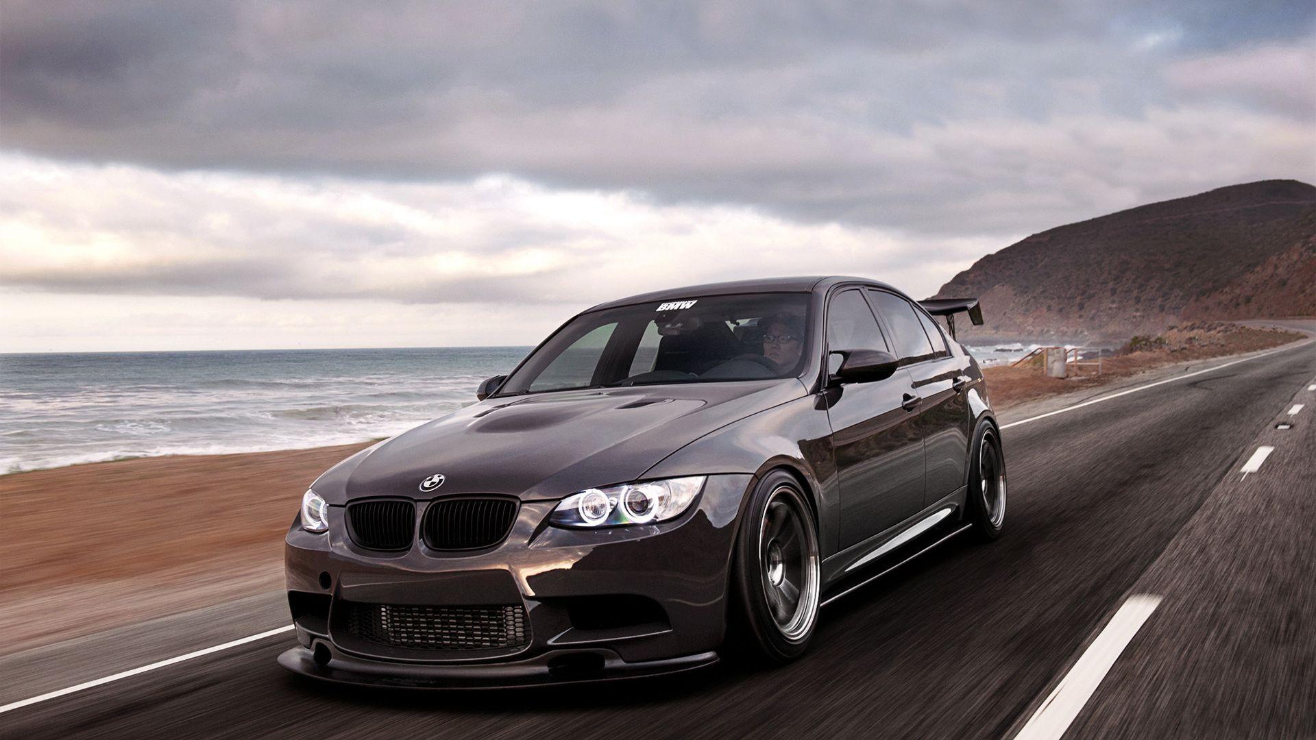 1920x1080 BMW 335 Wallpaper