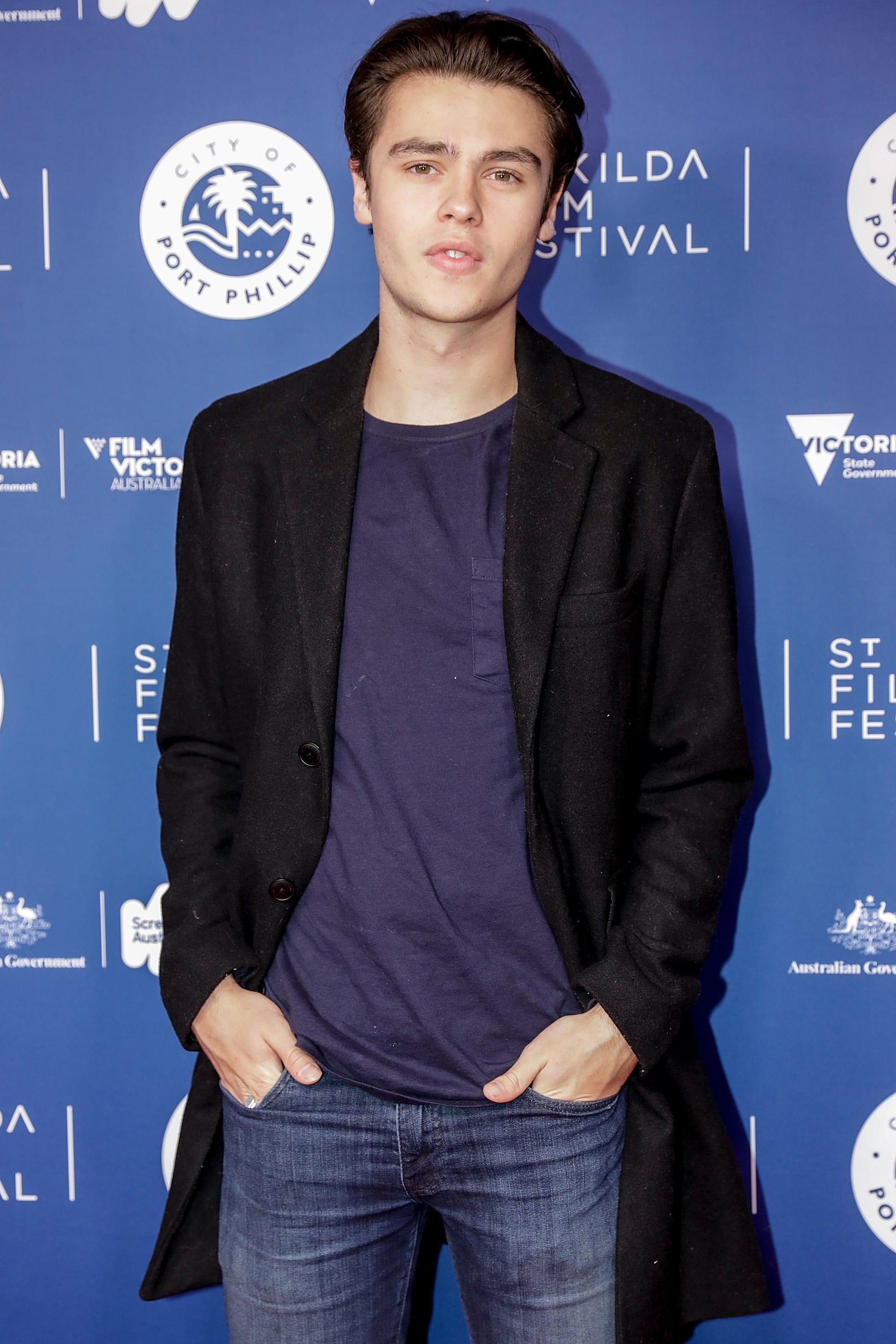 2000x3000 Meet Felix Mallard, aka Marcus From Ginny & Georgia