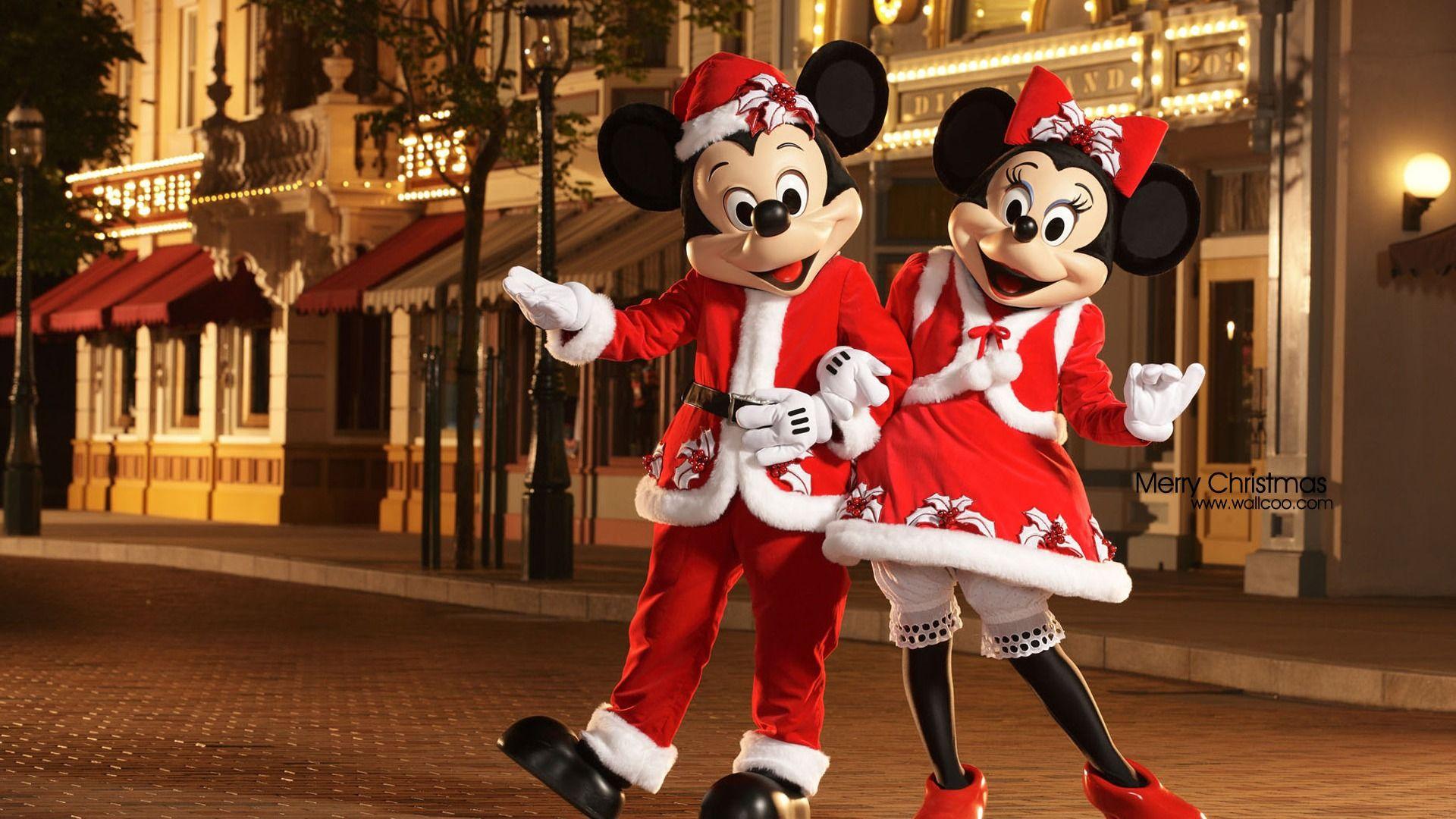 1920x1080 Mickey and Minnie dressed as Santa Claus and Christmas will be her mother wallpaper